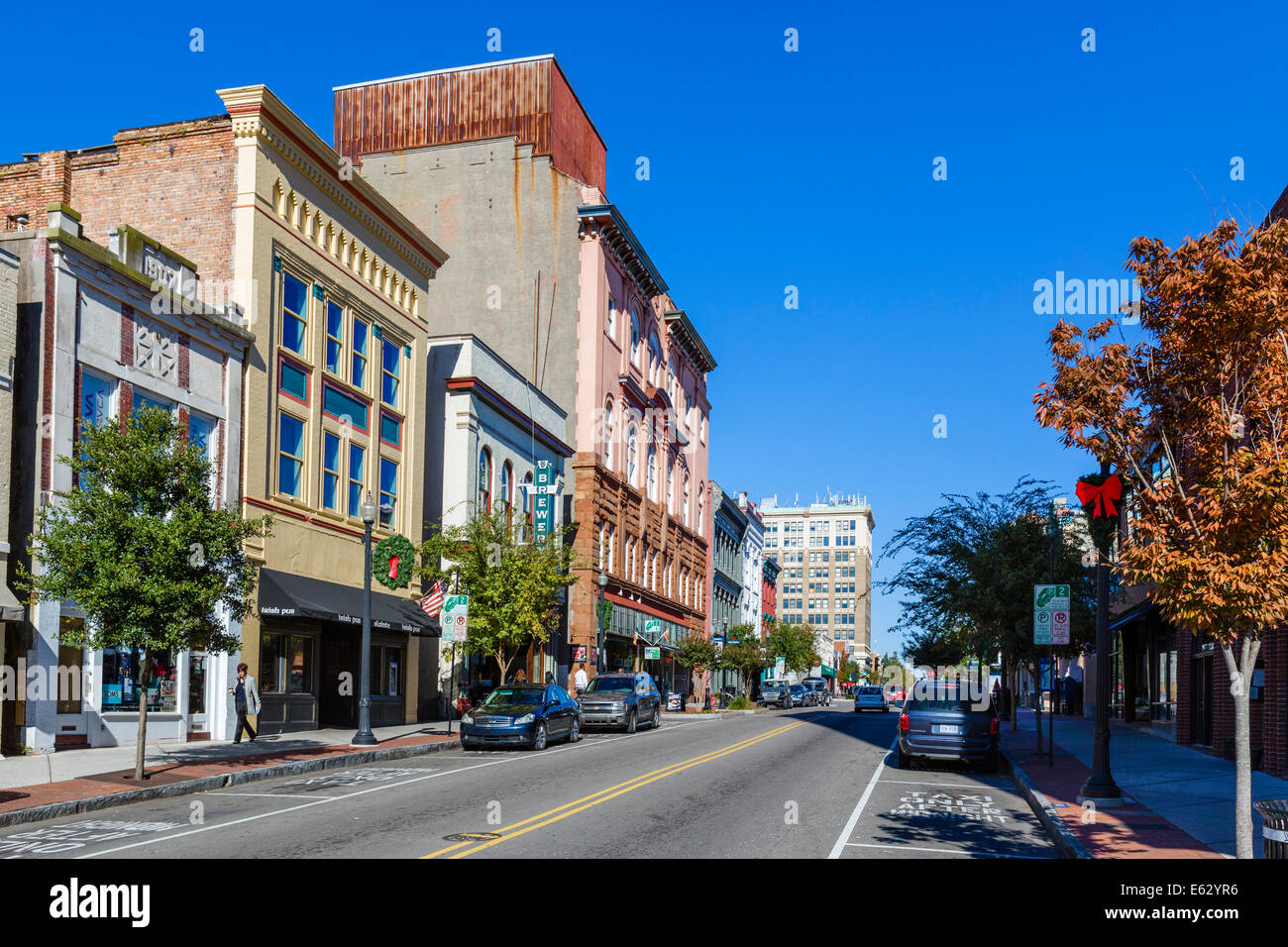 Front Street dans le centre-ville historique de Wilmington, Caroline du Nord, États-Unis Banque D'Images