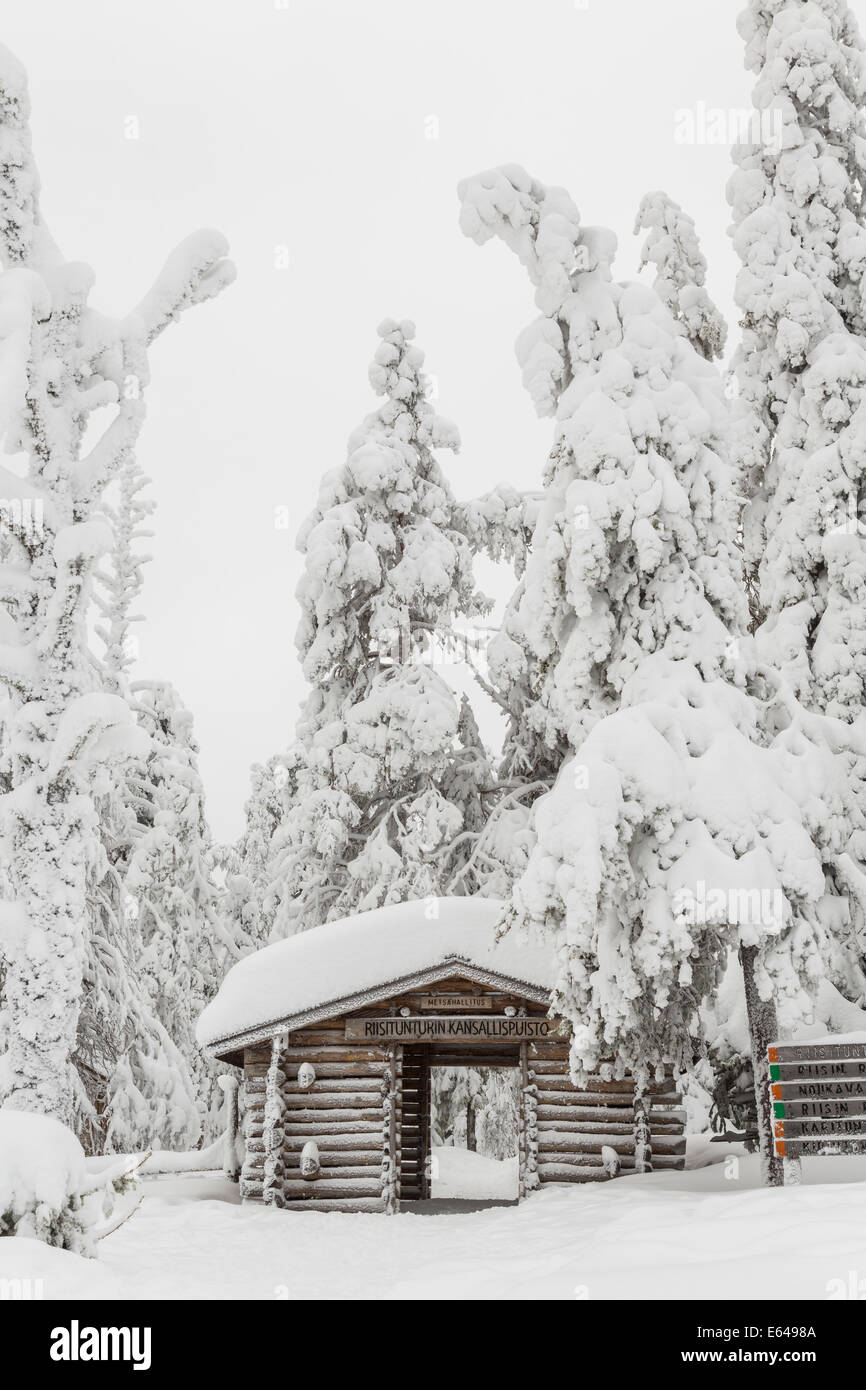 Entrée au Parc National de Riisitunturi, hiver, Laponie, Finlande Banque D'Images