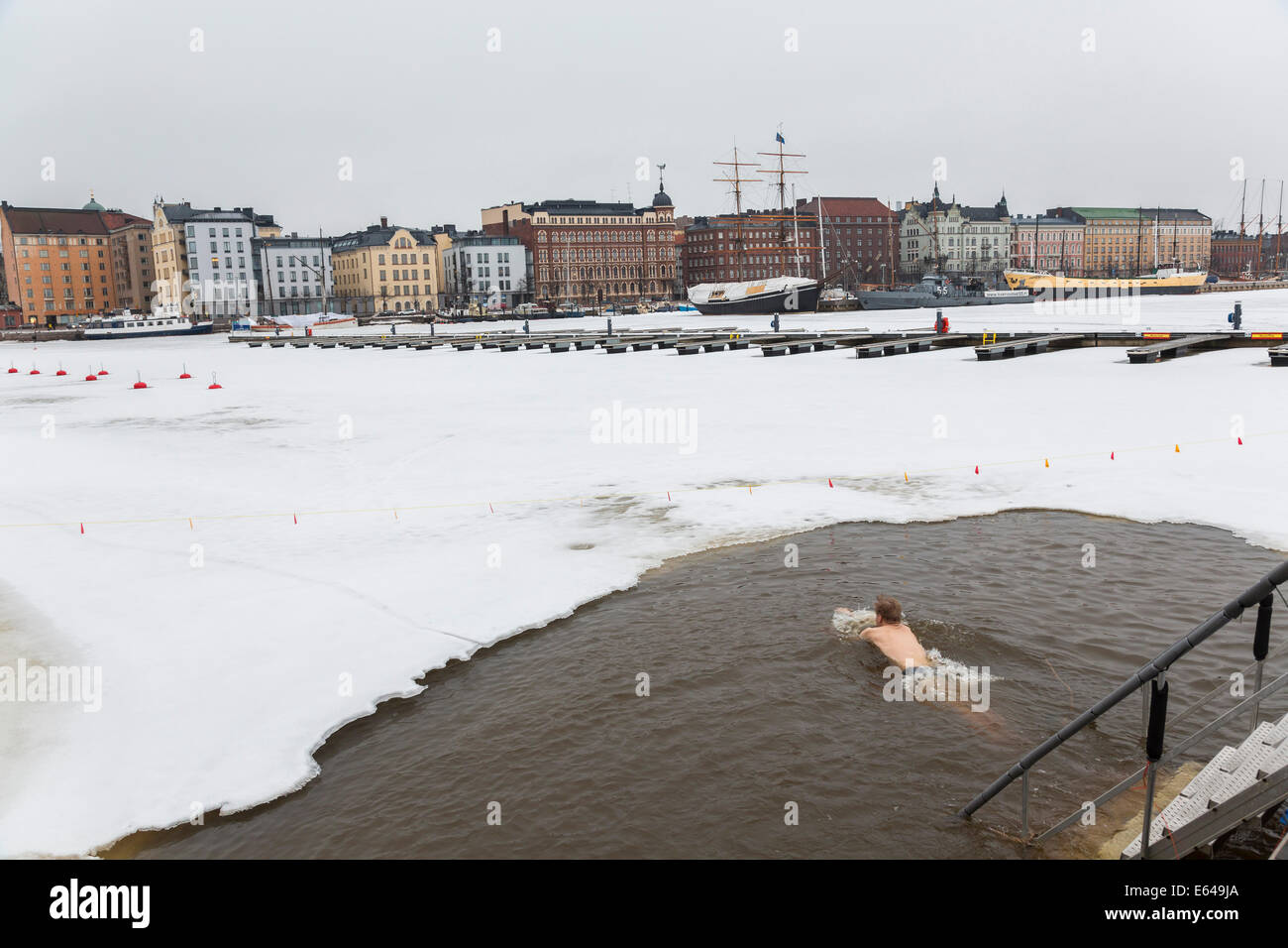 Piscine de glace, port d'Helsinki, Helsinki, Finlande Banque D'Images