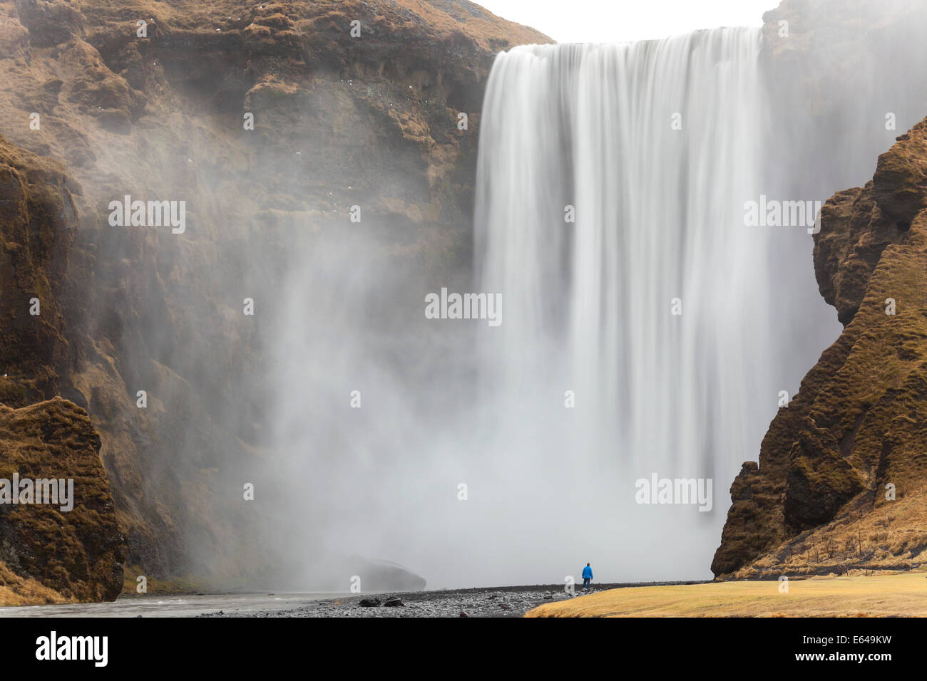 Cascade de Skogafoss sud-ouest de l'Islande Banque D'Images