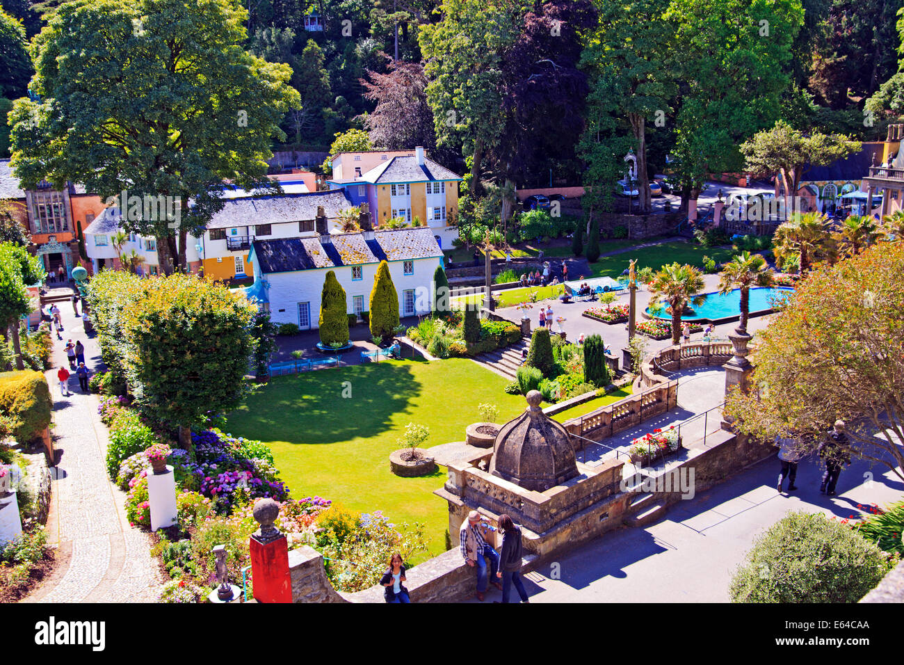 Vue sur la place du Panthéon balcon à Portmerion, village du Pays de Galles Banque D'Images