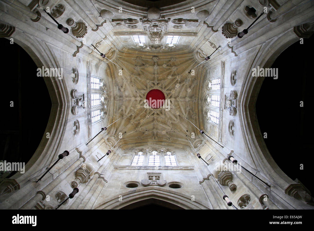 Une vue de l'intérieur de la tour de l'église de Saint Sampson, Cricklade dans Wiltshire, Angleterre. Banque D'Images