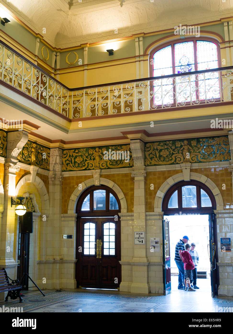 Vue de l'intérieur de la vieille gare, Dunedin, Otago, Nouvelle-Zélande Banque D'Images