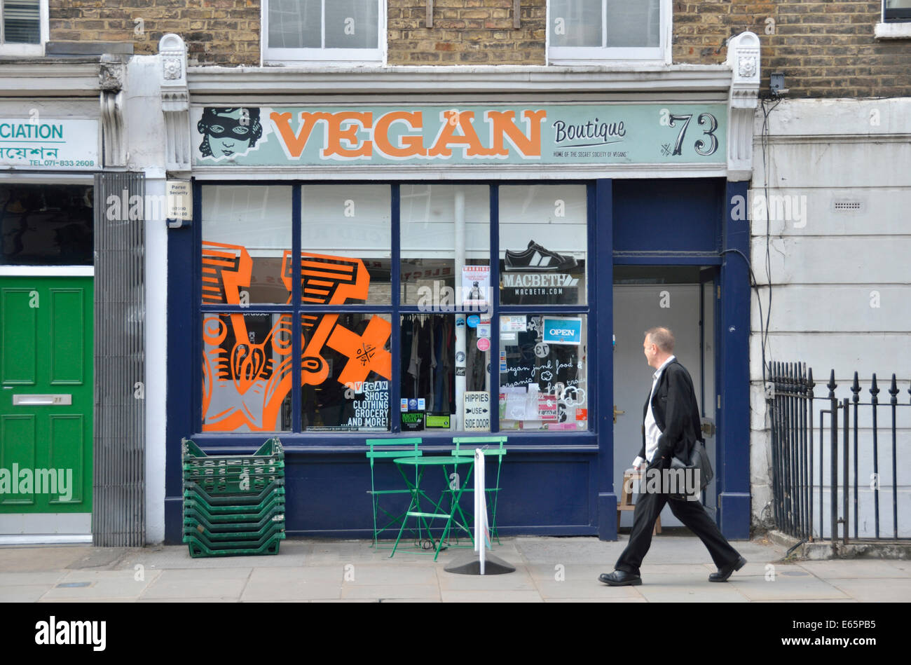Boutique végétalienne dans Caledonian Road, King's Cross, Londres, Royaume-Uni. Banque D'Images