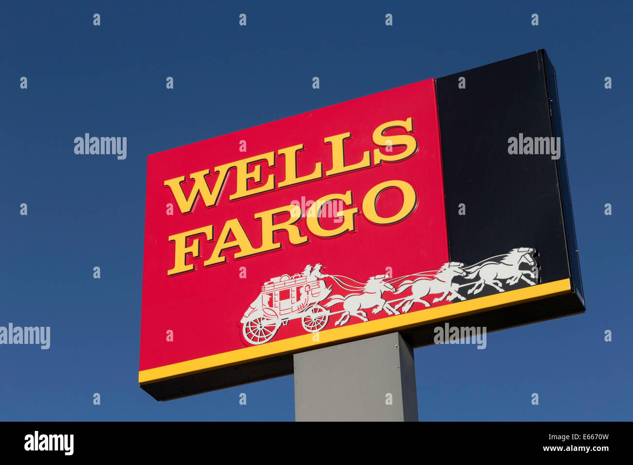 La Wells Fargo Panneau routier, USA Banque D'Images