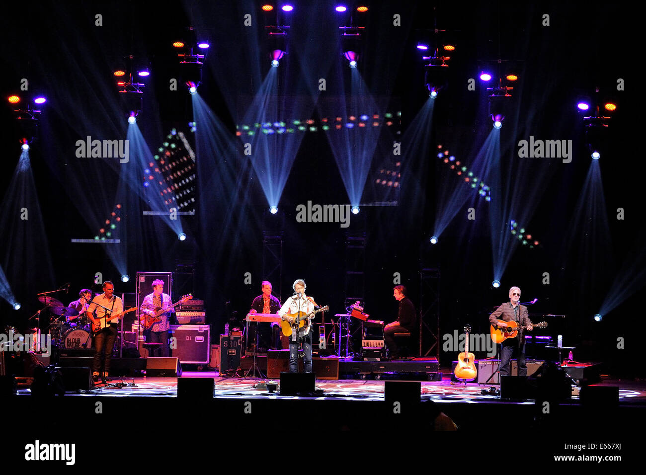 Toronto, Canada. 15 août 2014. Canadian Country rock band BLUE RODEO avec chanteur Jim Cuddy doit effectuer à l'Amphithéâtre Molson Canadian. Credit : EXImages/Alamy Live News Banque D'Images