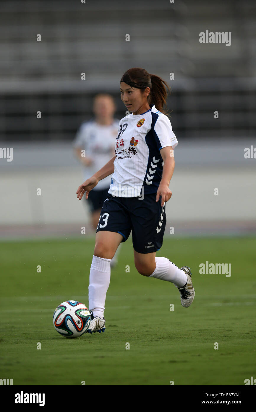 Ayu Nakada (AINC), août 17,2014 - Football / Soccer : 2014 Nadeshiko League, entre Urawa Reds 0-1 chers à Urawakomaba AINC KOBE LEONESSA Stadium, Saitama, Japon. (Photo de Jun Tsukida/AFLO SPORT) Banque D'Images