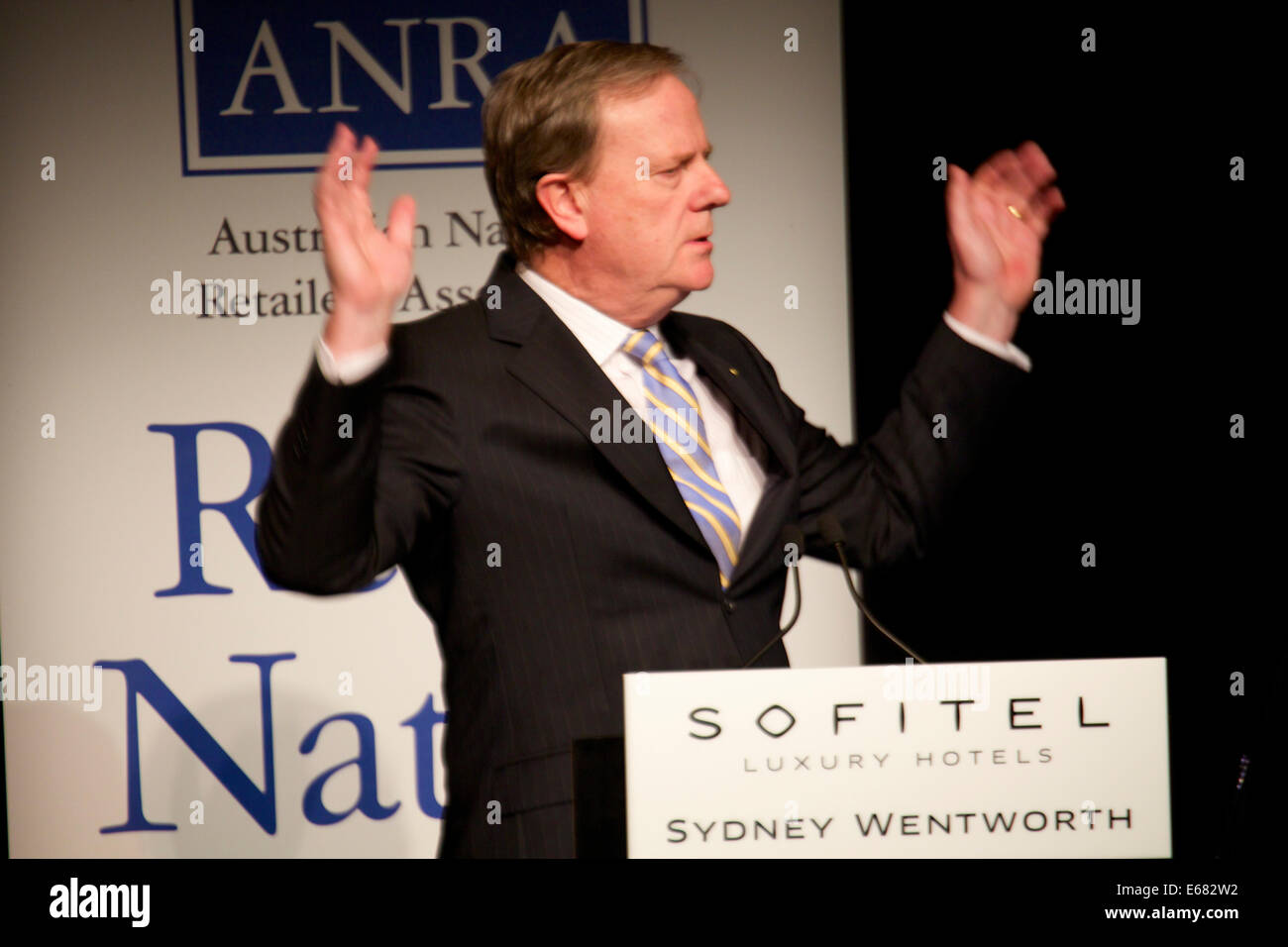 Le Sofitel Sydney Wentworth 61-101 Phillip Street, NSW 2000, Australie. 18 août 2014. L'honorable Peter Costello AC donne le discours liminaire à la sixième Nation Détail déjeuner à l'hôtel Sofitel Wentworth Sydney. La conférence nationale de vente au détail (maintenant dans sa sixième année) s'est tenue à l'hôtel Sofitel Wentworth Sydney, et a été adressée par l'honorable Peter Costello AC qui était le trésorier sous le gouvernement de John Howard. Crédit : Copyright 2014 Richard Milnes/Alamy Live News. Banque D'Images