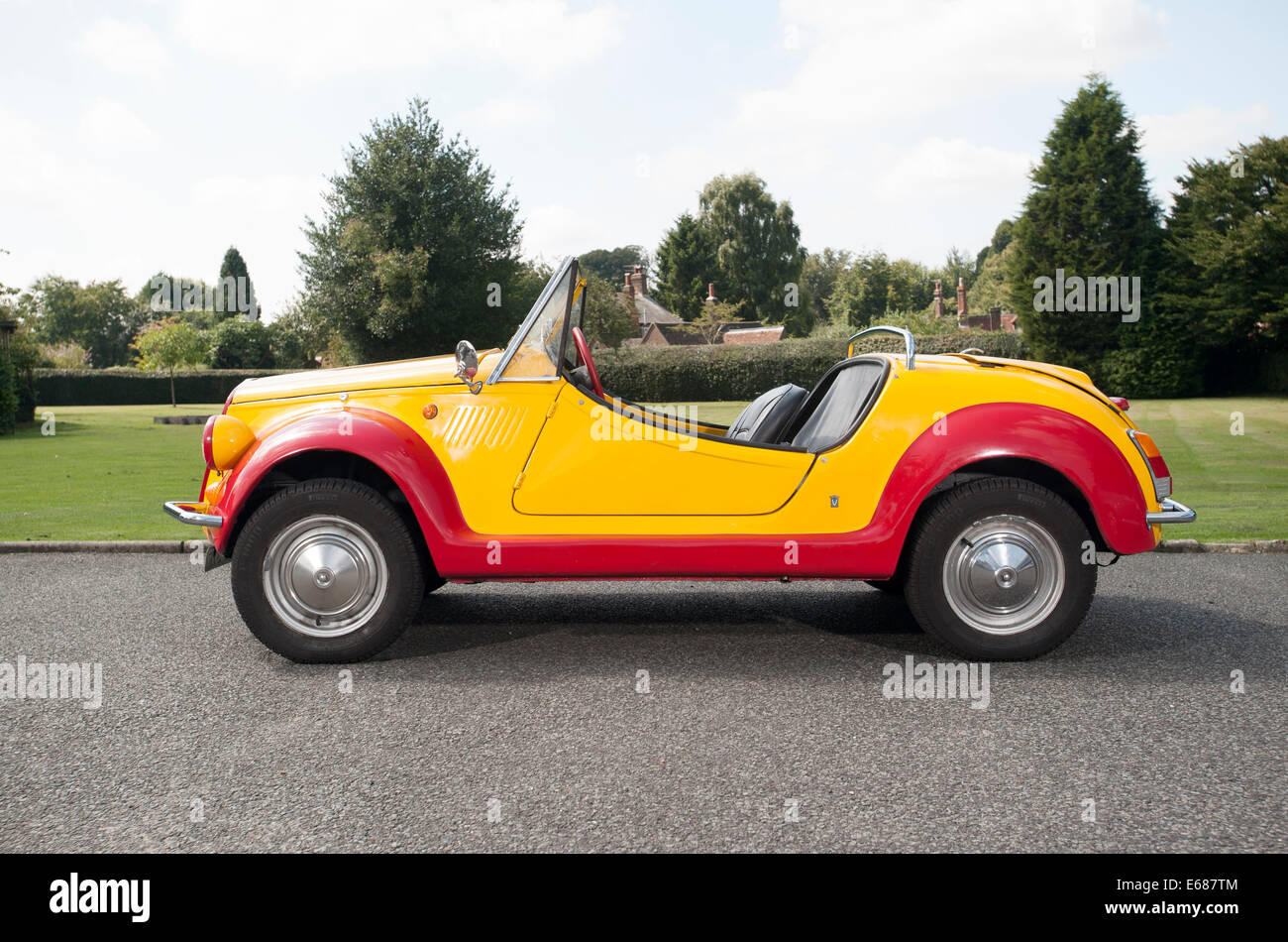 Fiat 500 Gamine Vignale Ouvert Sur Voiture Classique Peint Couleurs Oui Oui Photo Stock Alamy
