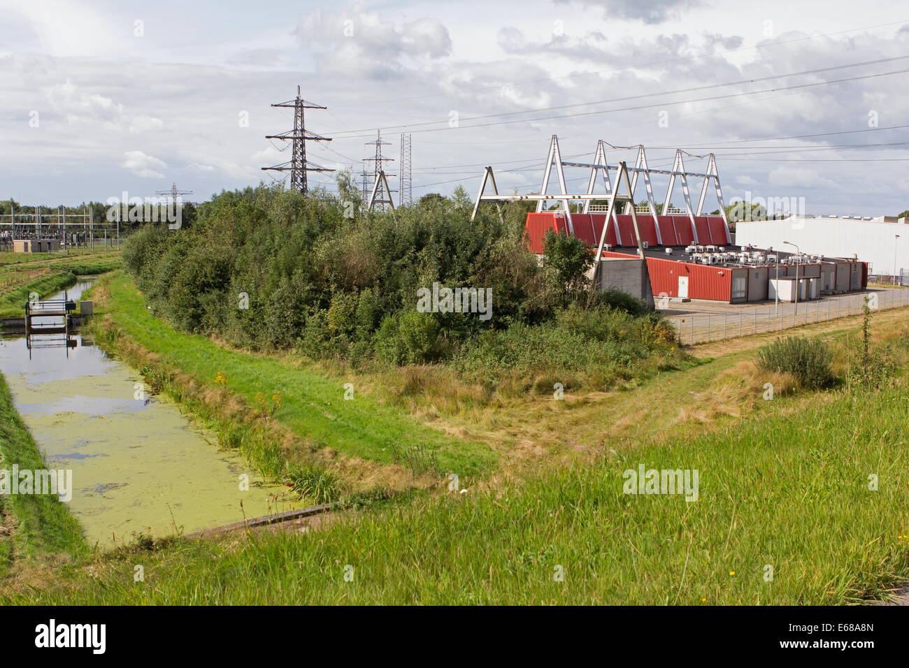 Dans l'appareillage de commutation dans Toldijk Hoogeveen est administré par Essent Netwerk Noord, Pays-Bas Banque D'Images