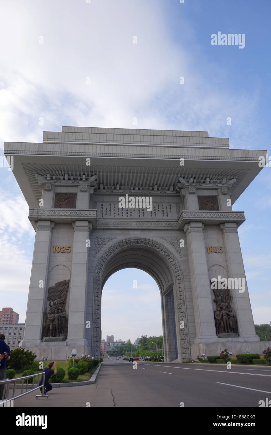 L'Arc de Triomphe, l'Arc de Triomphe de Pyongyang, en Corée du Nord Banque D'Images
