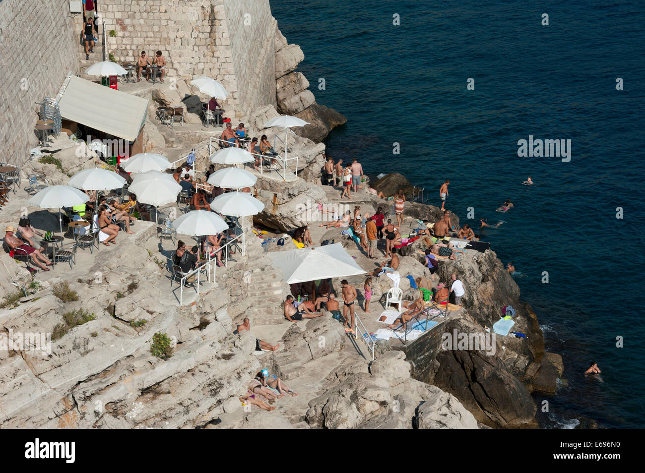 Buza Bar, mur de la ville, centre-ville historique, Dubrovnik, Dalmatie,  Croatie Photo Stock - Alamy