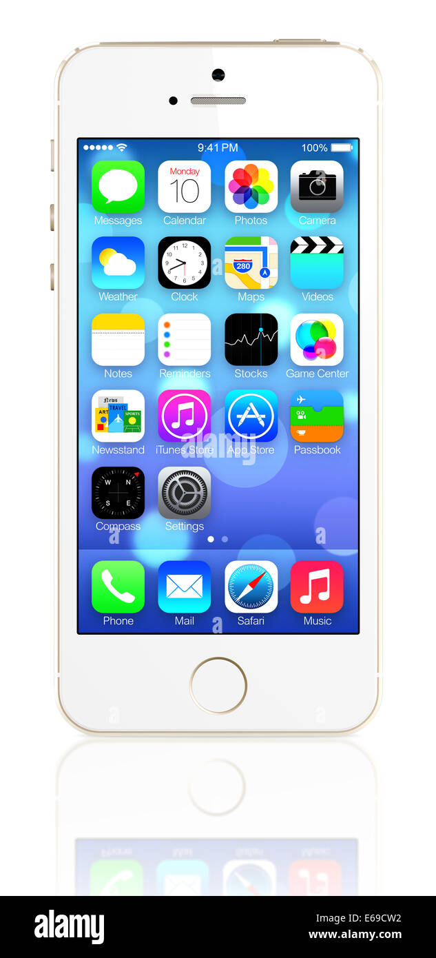 L'iPhone 5s d'or montrant l'écran d'accueil avec iOS7 Photo Stock - Alamy