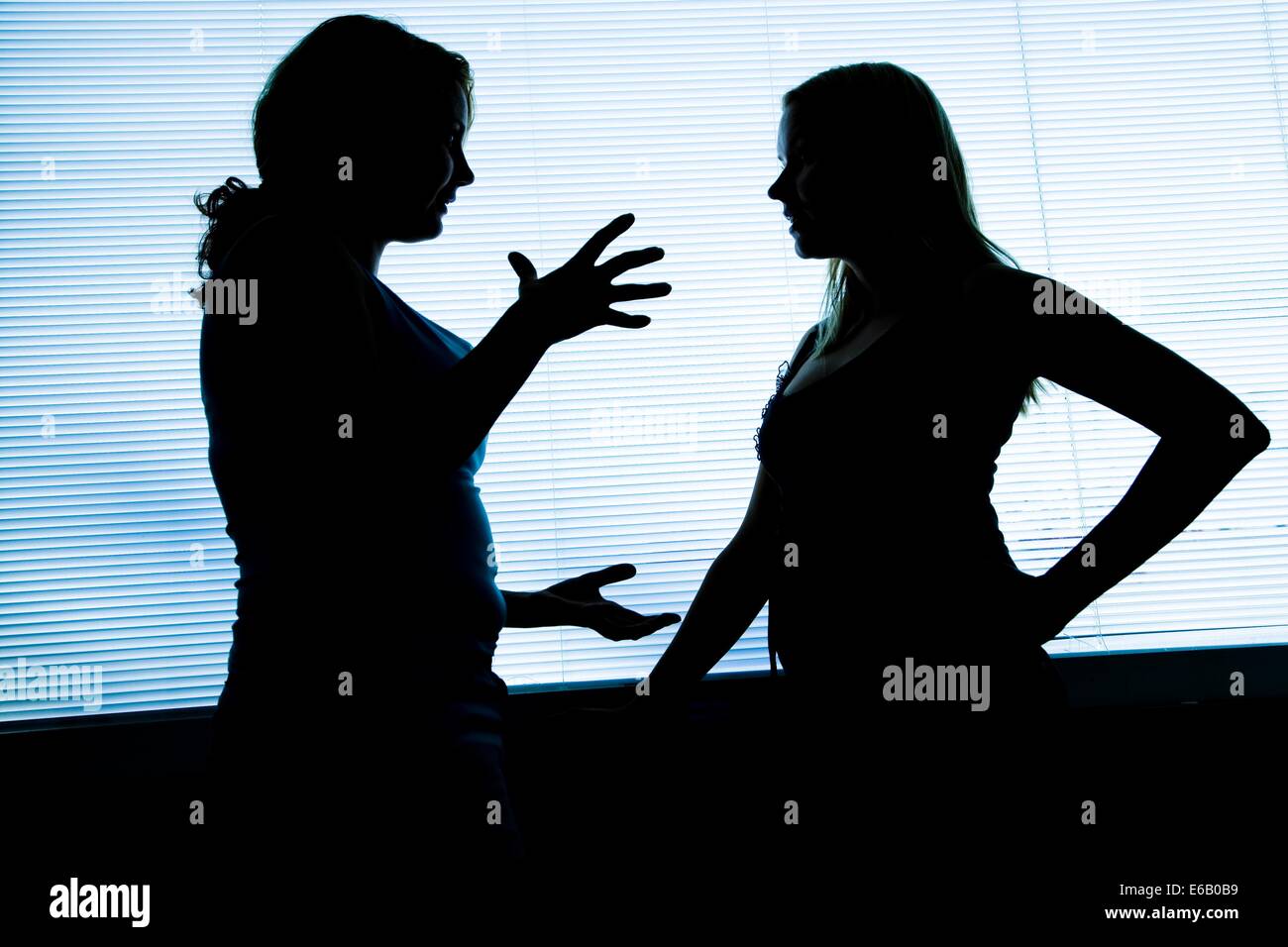 Silhouette,interview,débat,gesturing Banque D'Images