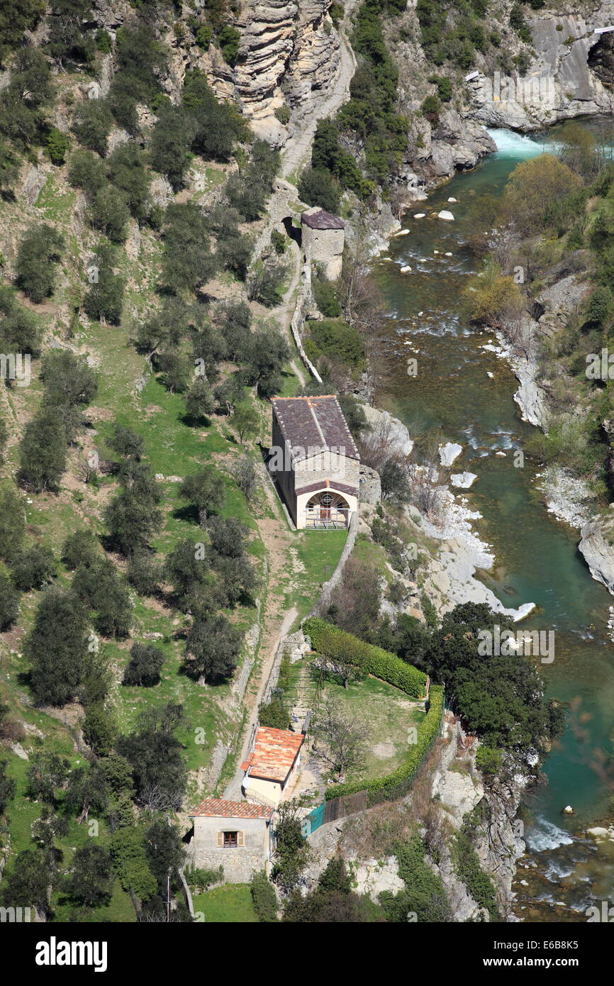 La vallée de la Roya dans le parc national du Mercantour dans l'arrière pays des Alpes Maritimes. Banque D'Images