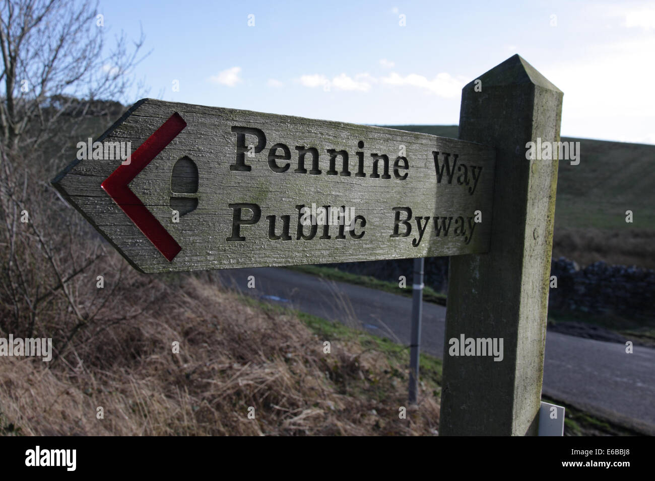 Un fingerpost Pennine Way près de Bellingham de Northumberland, England, UK Banque D'Images