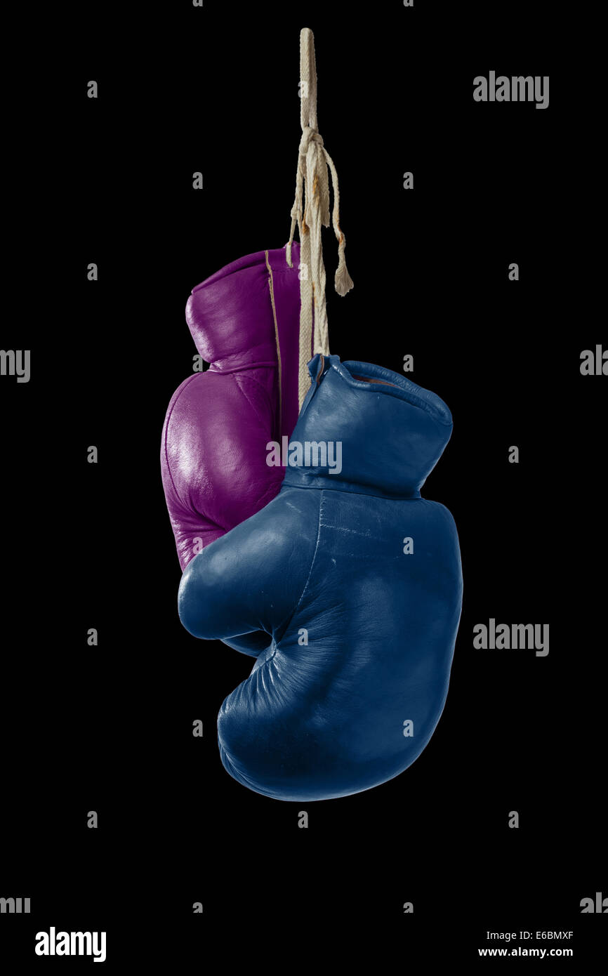Symbole pour l'homme et la femme rose et bleu boxe avec des gants de boxe Banque D'Images