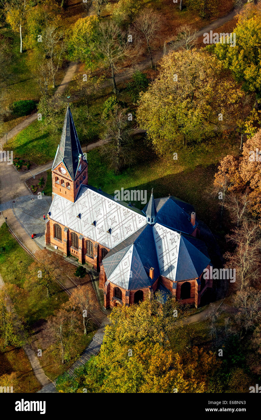 Vue aérienne de la ville, église, Malchow, Mecklembourg-Poméranie-Occidentale, Allemagne Banque D'Images