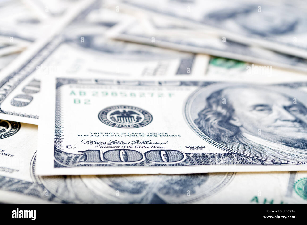 100 dollars américains Banque de photographies et d’images à haute ...
