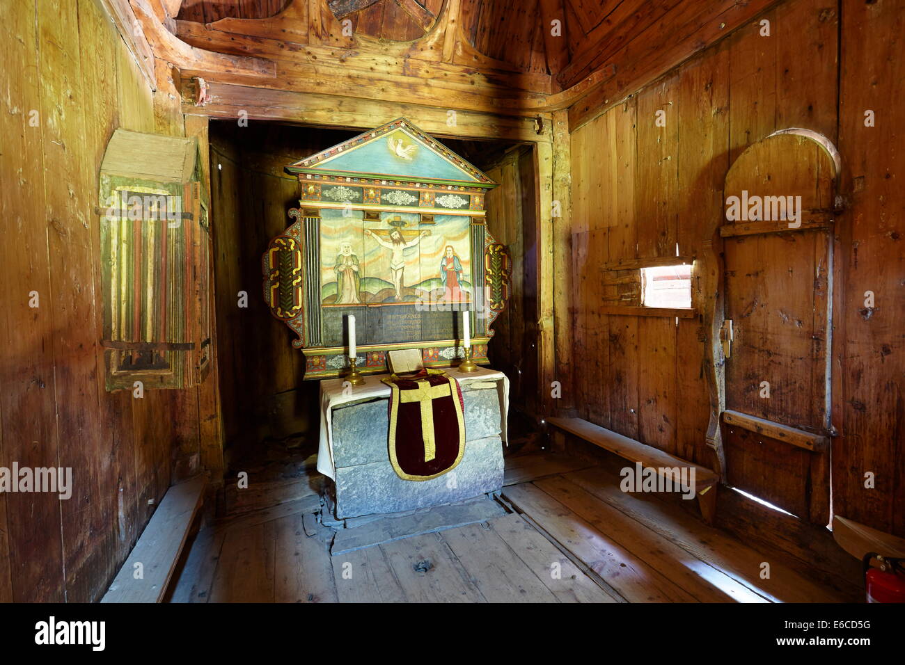 Intérieur de l'Église Borgund, Sogn og Fjordane, Norvège Banque D'Images