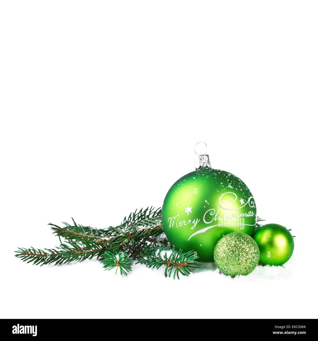 Boule de Noël avec des branches de sapin isolated on White Banque D'Images