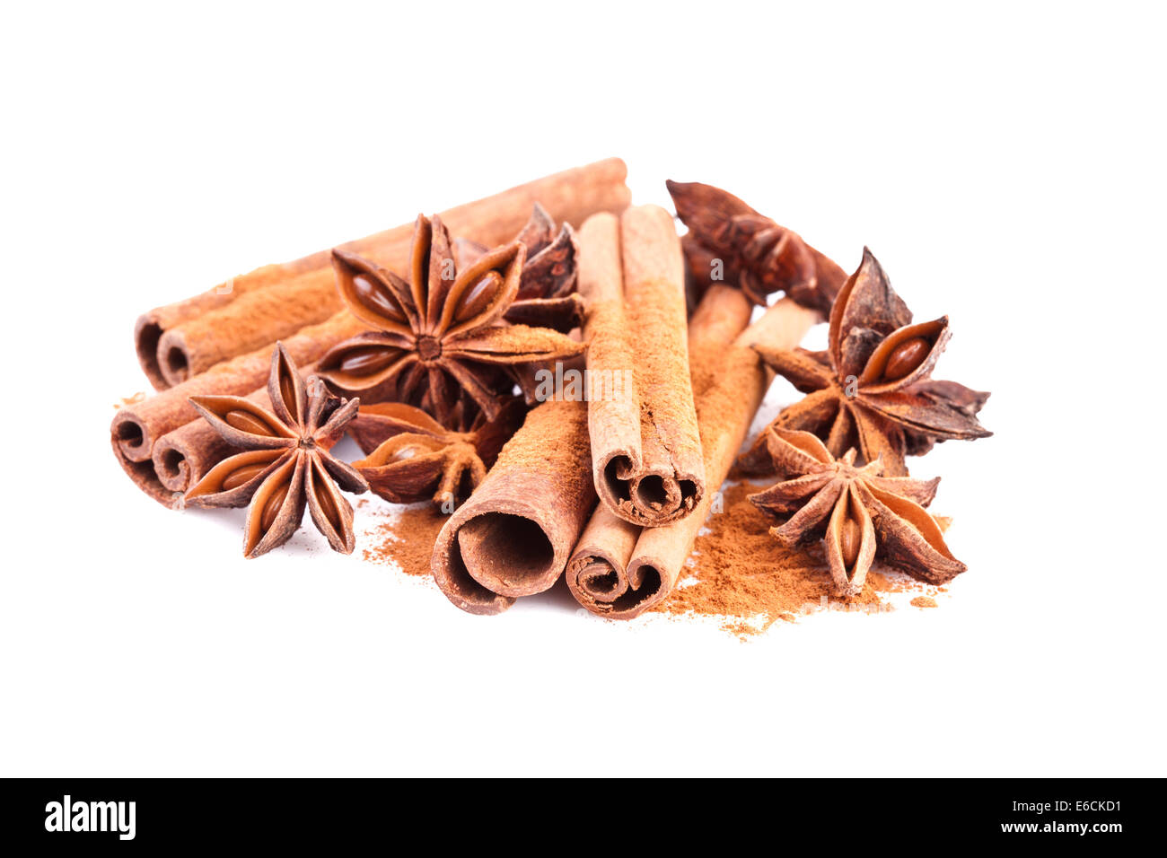 Cannelle et anis star over white Banque D'Images