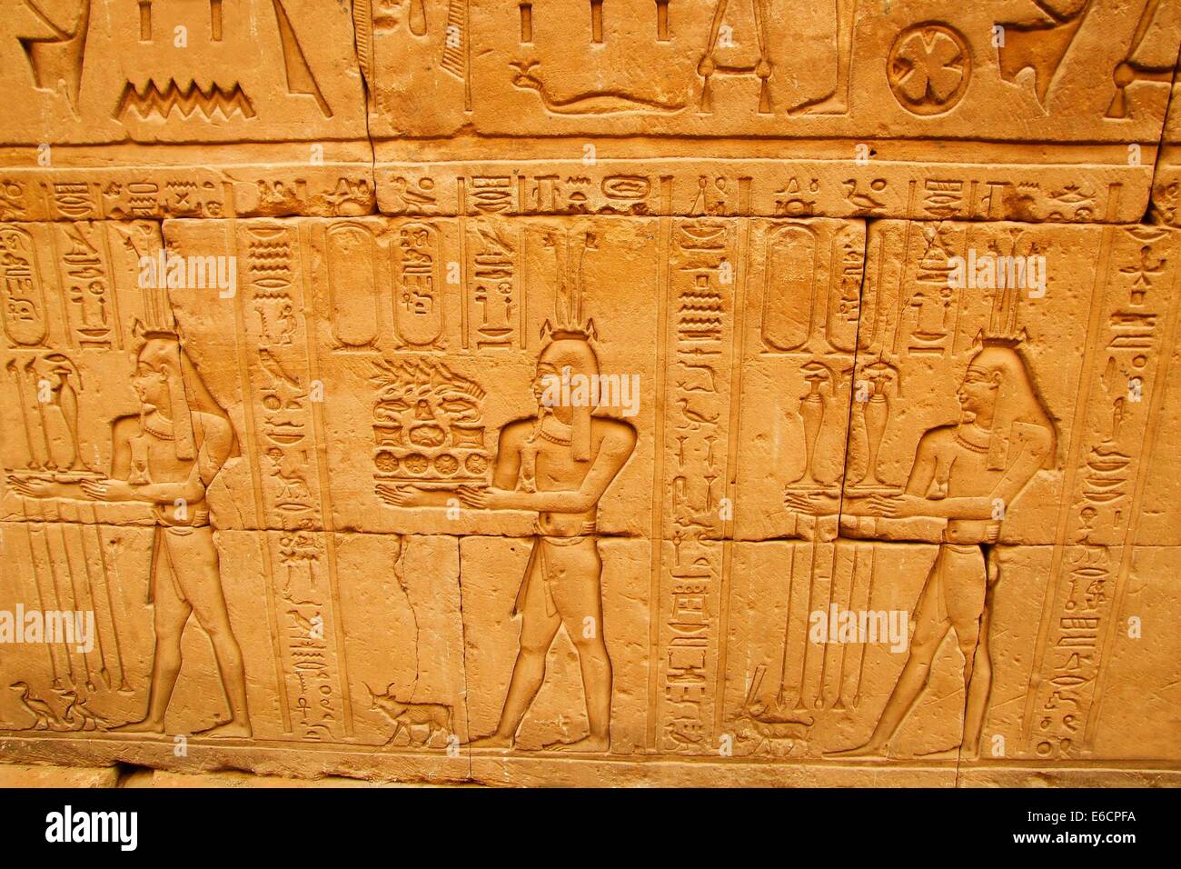 Scène de l'Égypte ancienne et script Banque D'Images