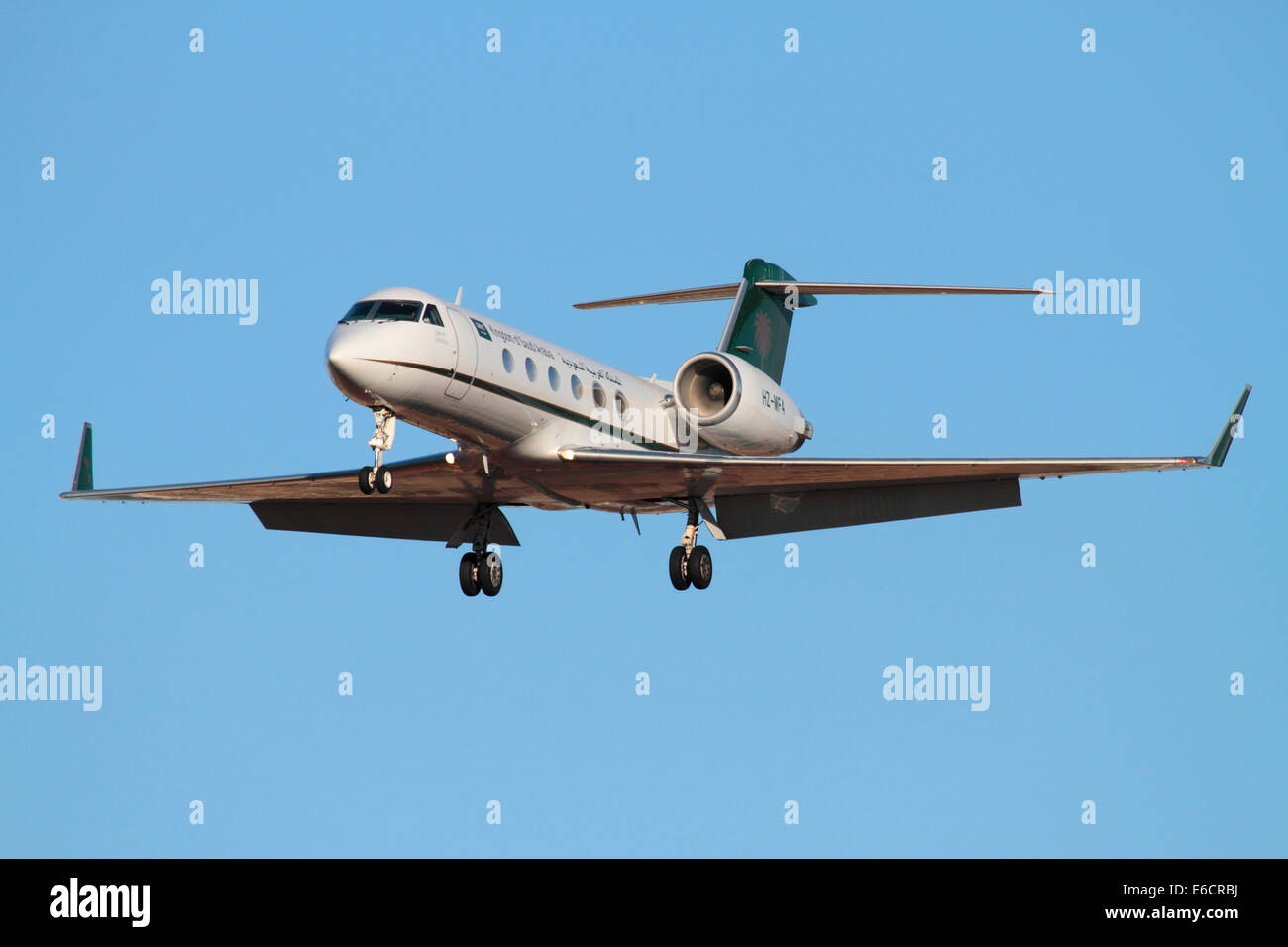 Jet d'affaires Gulfstream IV utilisés par le gouvernement saoudien dans un rôle de transport VIP officiel Banque D'Images