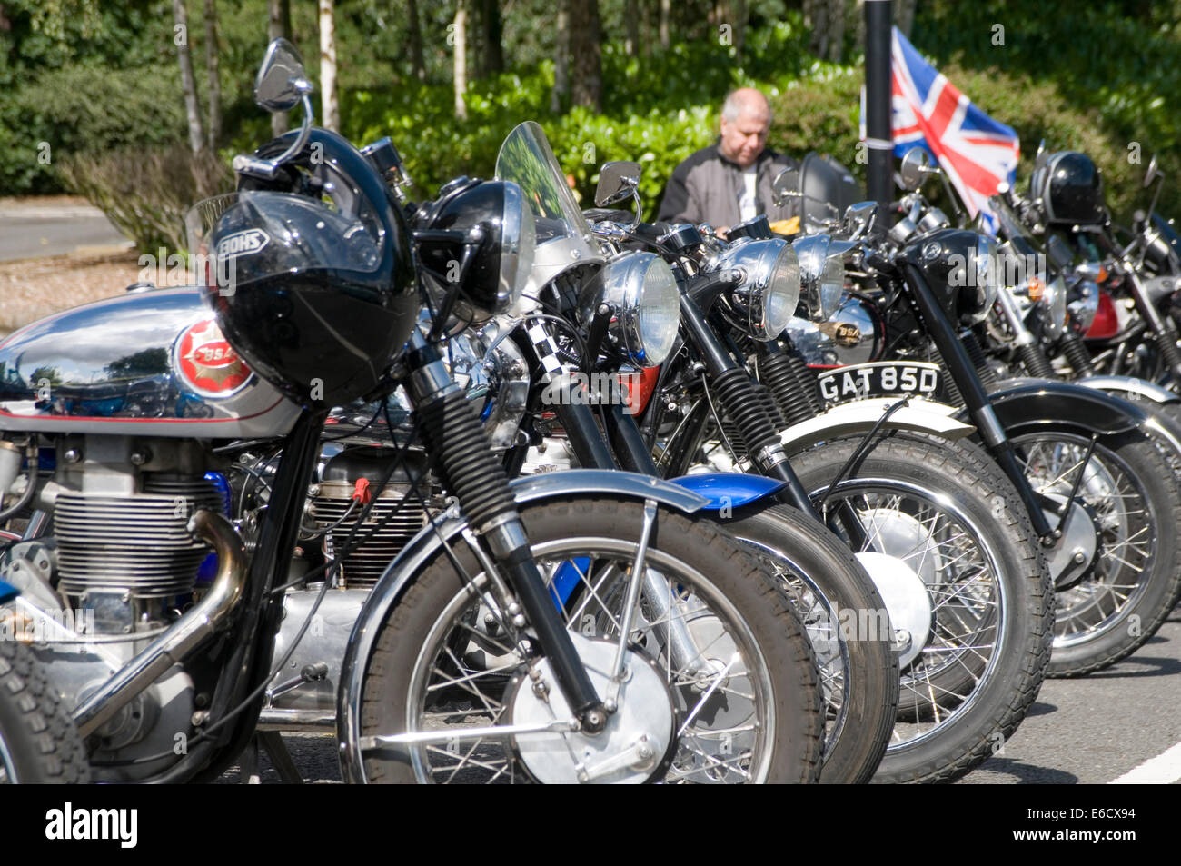 Classic british motor bike moto motos anciennes motos motos moto cycles cycle moteur bicylindre parallèle roue moteurs Banque D'Images