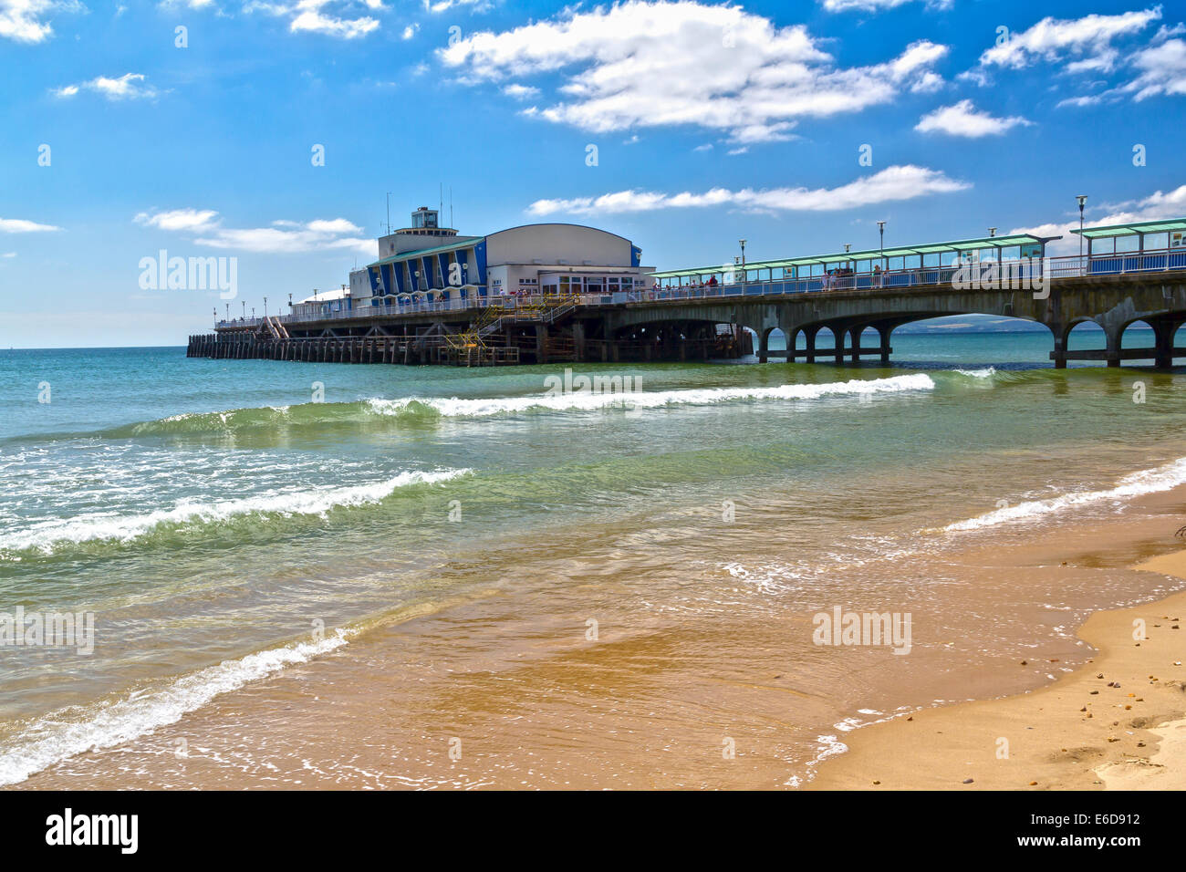 La plage et la jetée de Bournemouth Dorset England UK Europe Banque D'Images