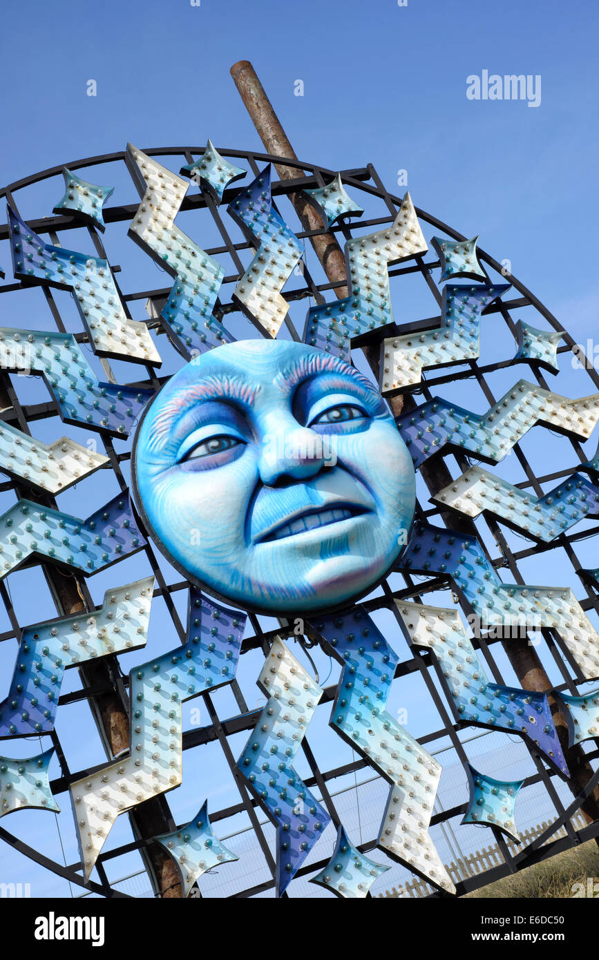 Les quatre saisons sont représentées dans les tableaux d'animation dans le monde célèbre blackpool illuminations. c'est l'hiver Banque D'Images