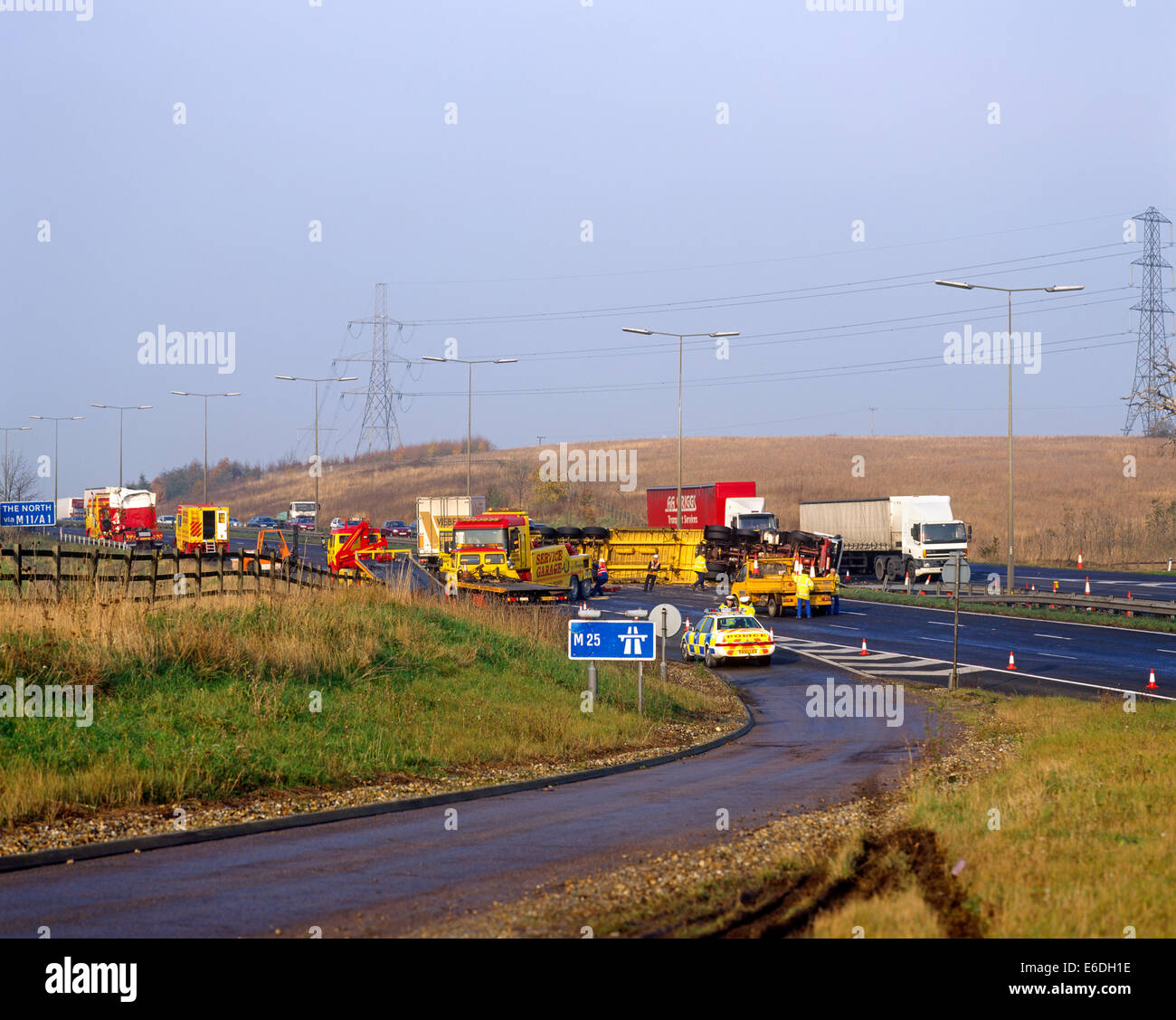 Accident de camion m25 près de la jonction 27 Essex UK Banque D'Images