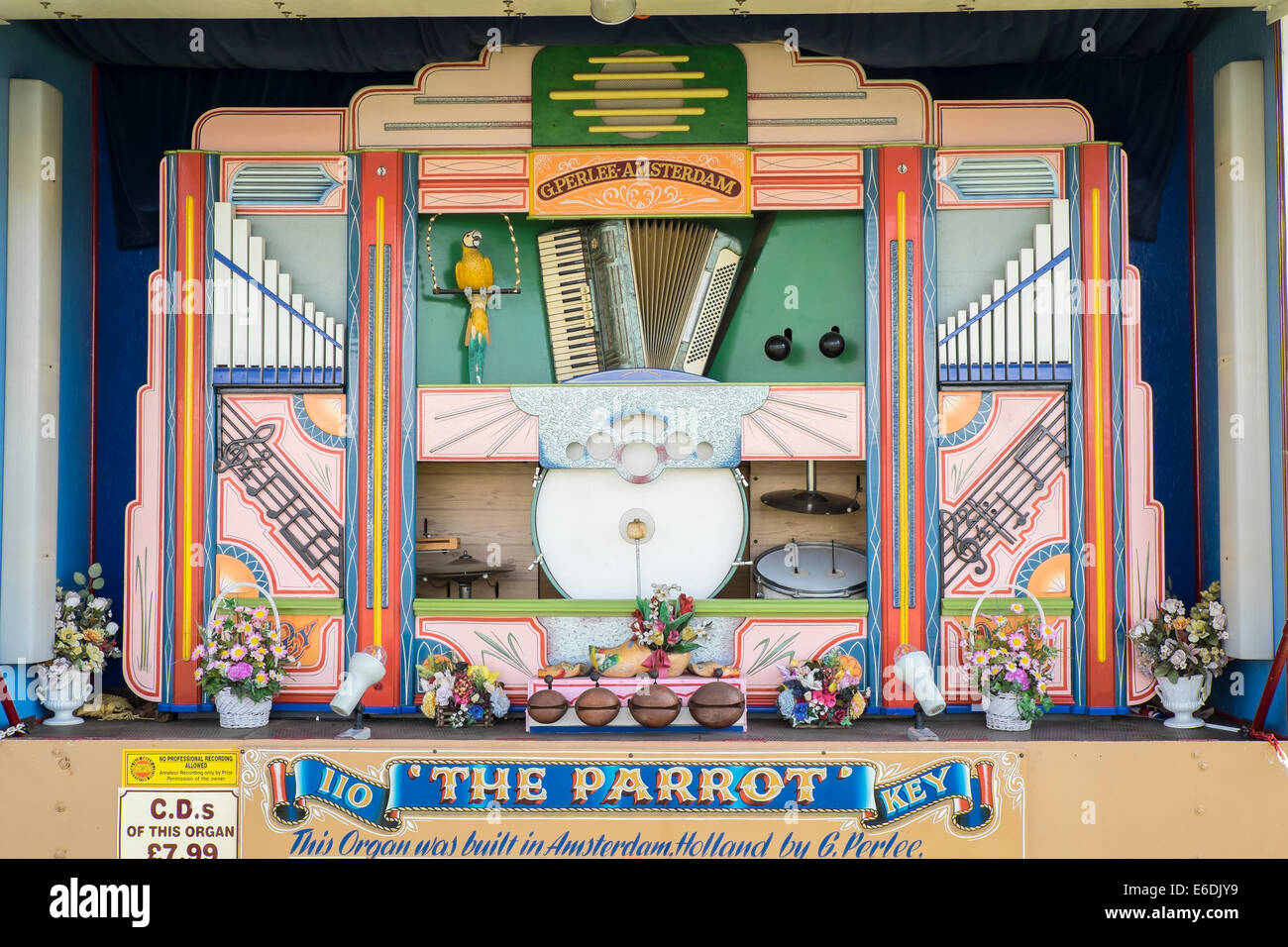 Le Parrot key 110 fairground organ fait à Amsterdam sur l'affichage à l'afficher pour la masse de vapeur Cambridgeshire Rallye et Country Fair Banque D'Images