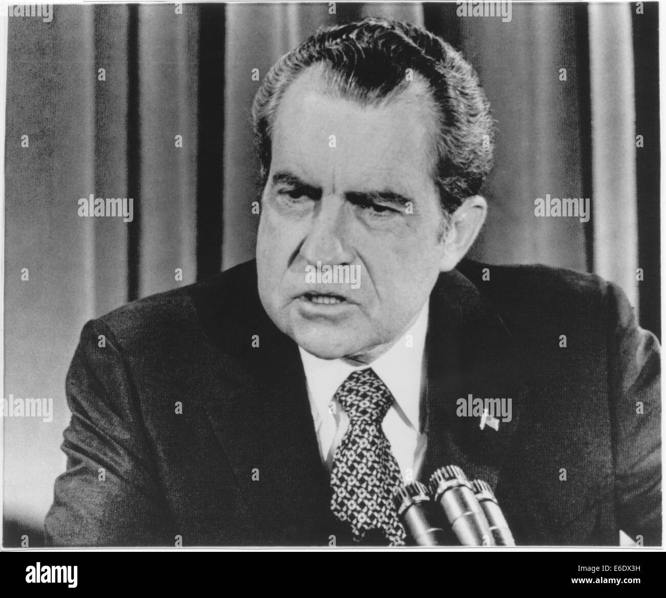 Le président américain Richard Nixon lors de conférence de presse concernant la crise au Moyen-Orient et le Watergate, 1973 Banque D'Images