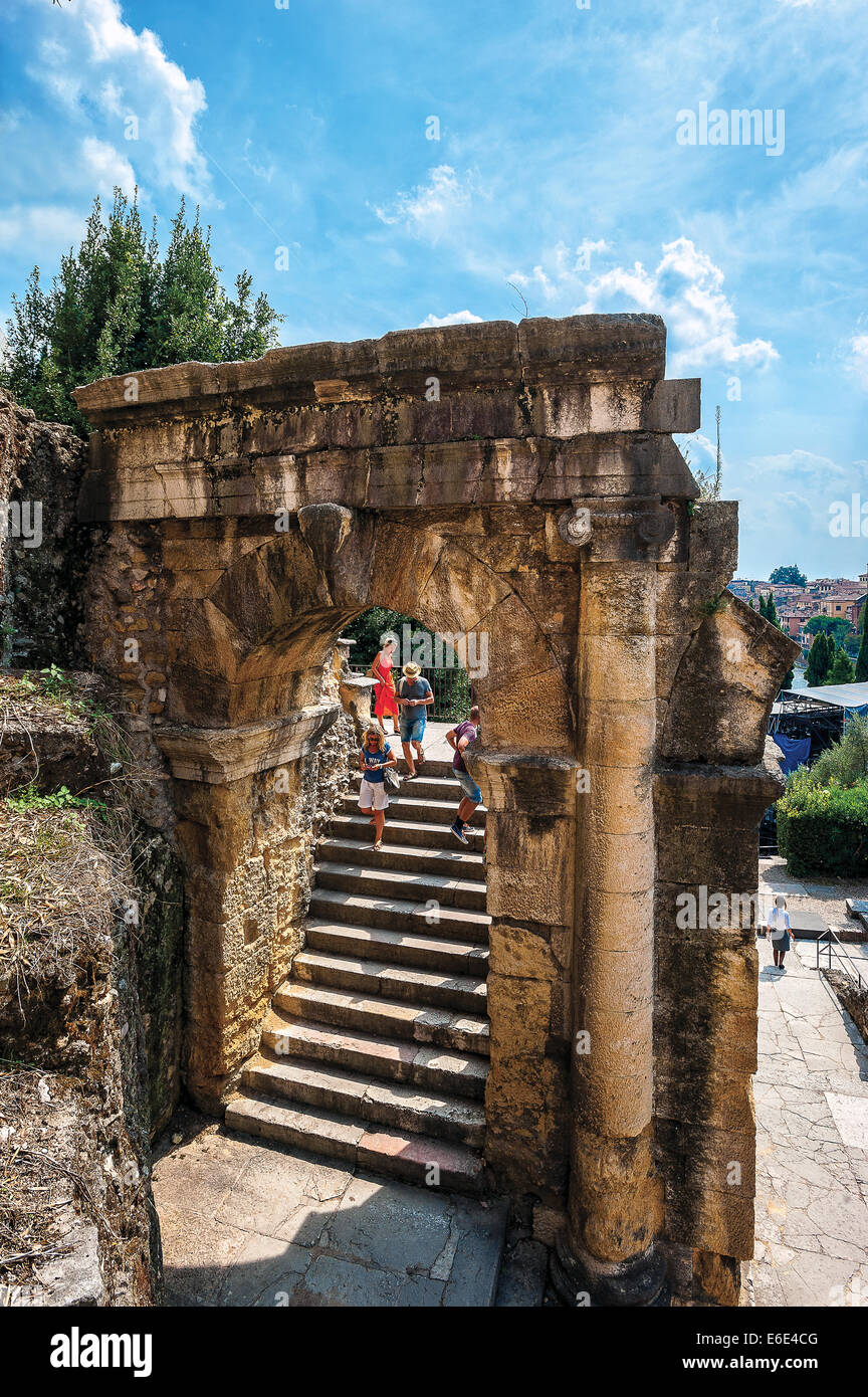 Italie Vénétie Vérone les vestiges archéologiques de l'amphithéâtre