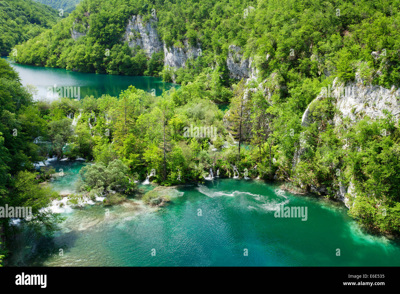La partie basse des lacs, lac Gavanovac et lac Milanovac, le parc national des Lacs de Plitvice, classé au Patrimoine Mondial de l'UNESCO, la Croatie Banque D'Images