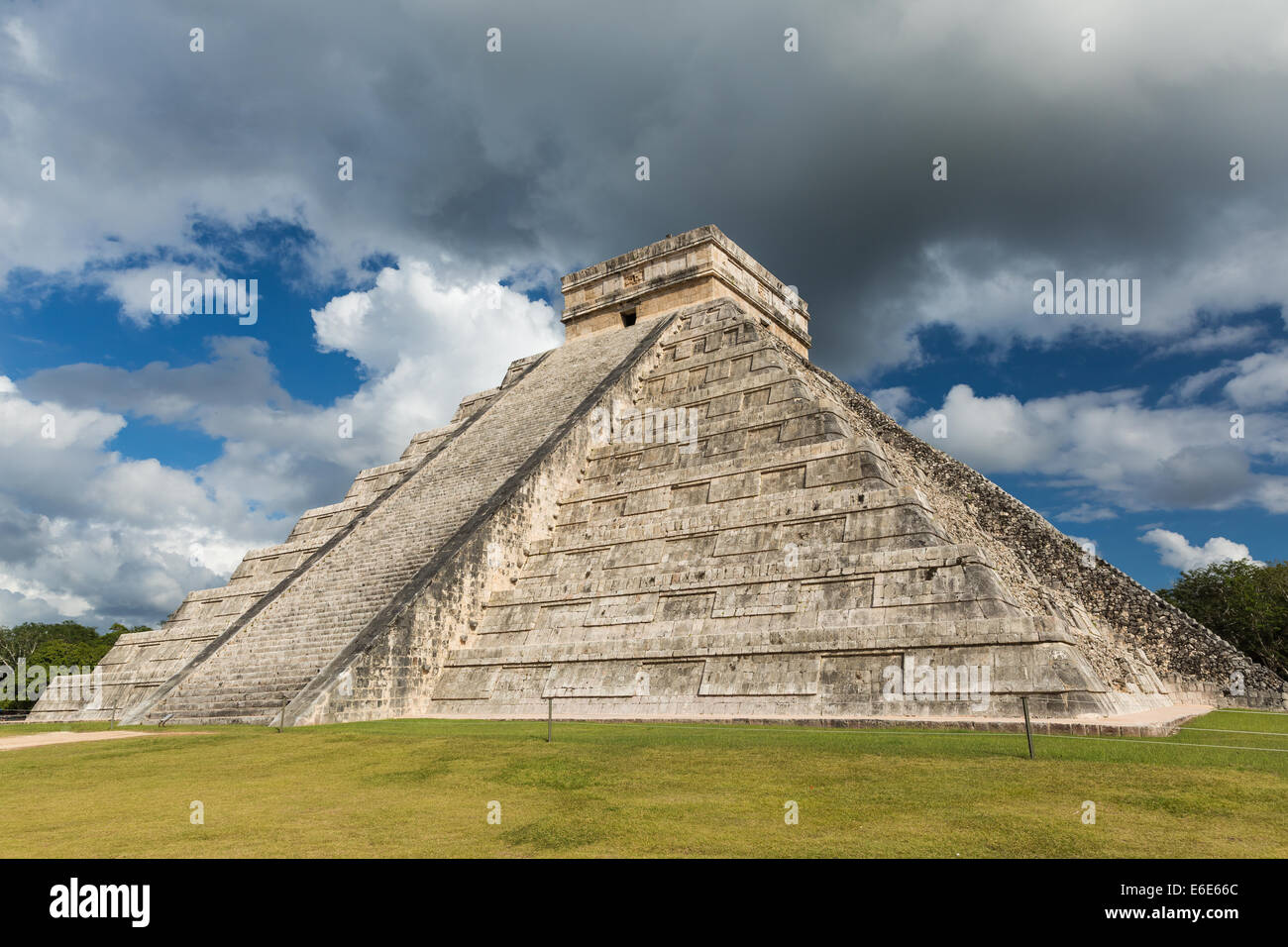 Pyramide de Kukulkan, Chichen Itza, Mexique Banque D'Images