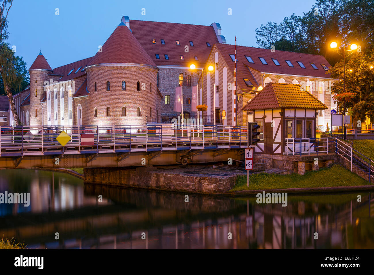Château et pont tournant à Gizycko Pologne Banque D'Images