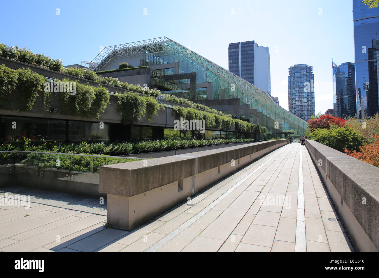 Robson Square de Vancouver en plein air d'été Banque D'Images