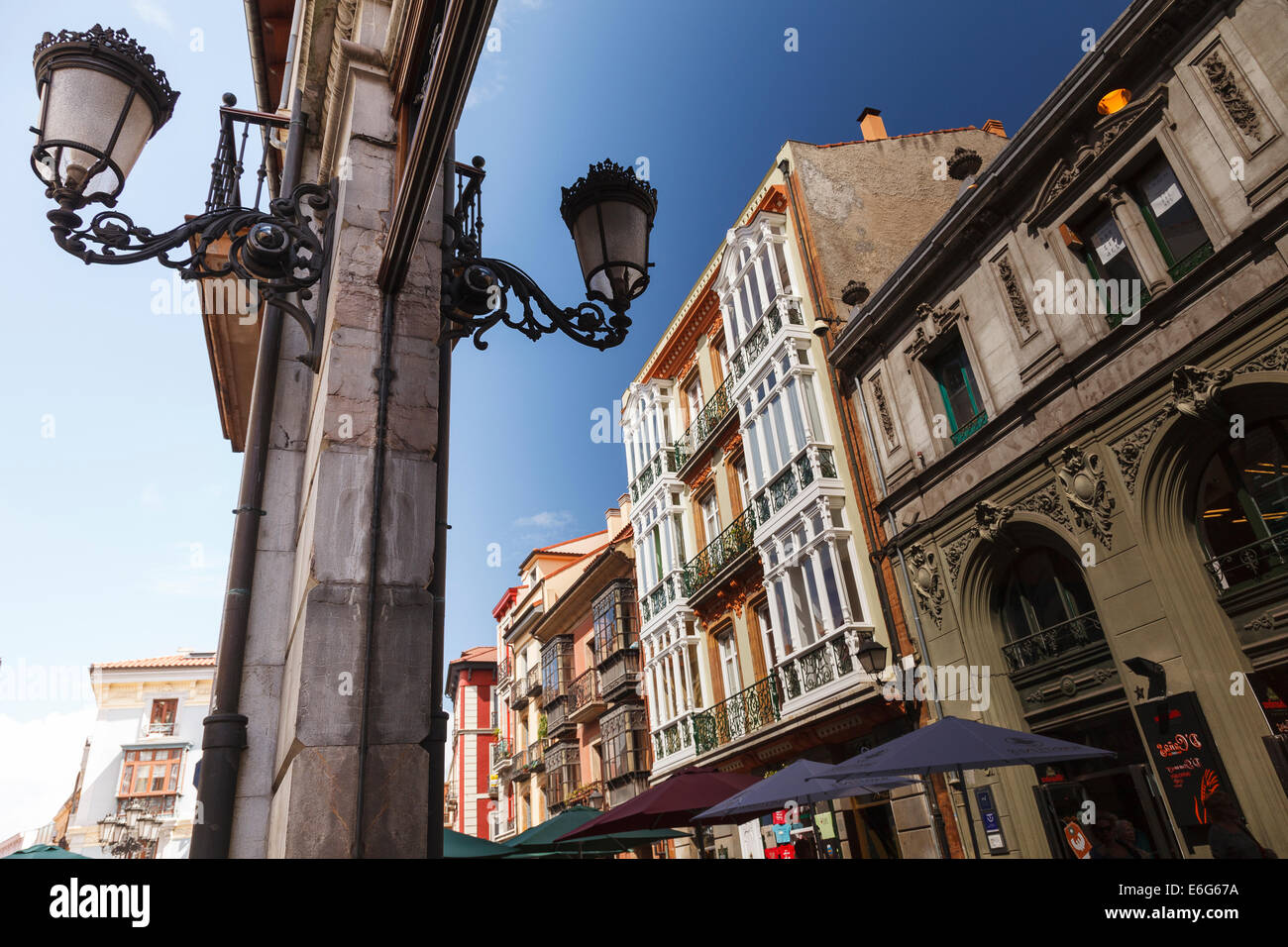 Street. La ville d'Oviedo. La province des Asturies. L'Espagne. L'Europe Banque D'Images