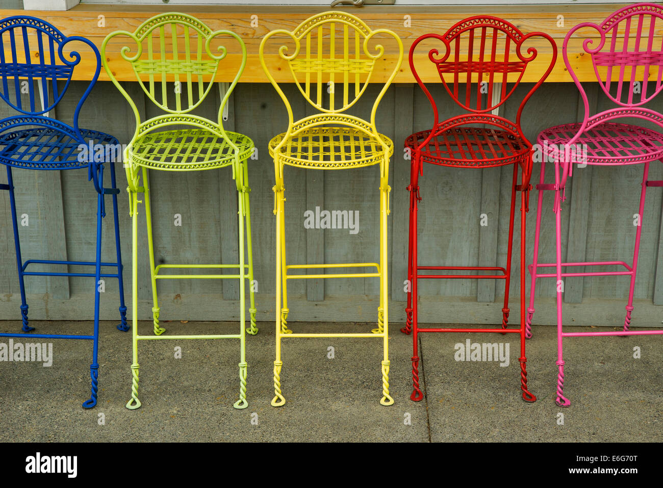 Chaises colorées. Joseph, Missouri Banque D'Images