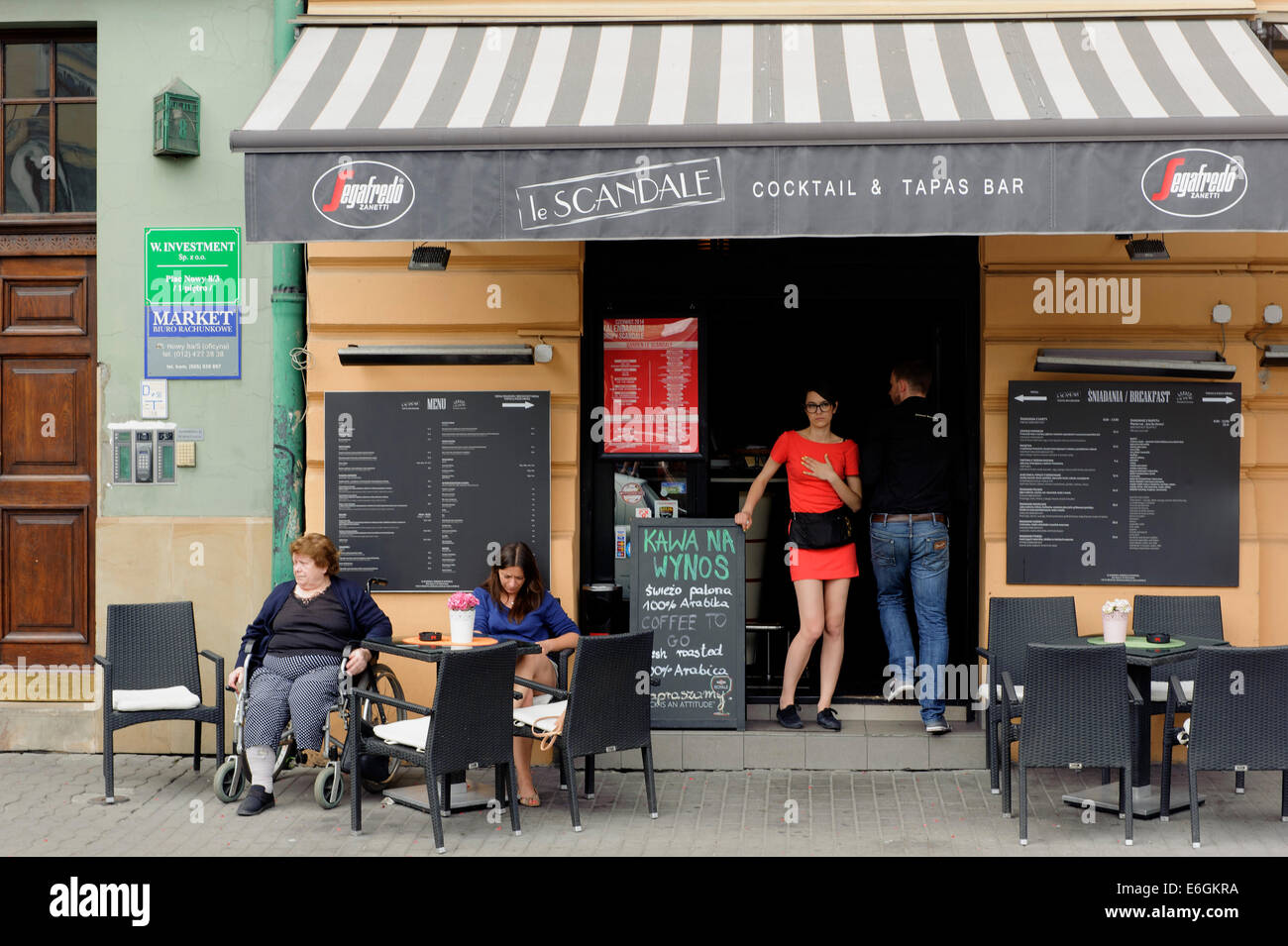 Restaurant de la place Nowy dans Krakow-Kazimierz, Pologne, Europe Banque D'Images