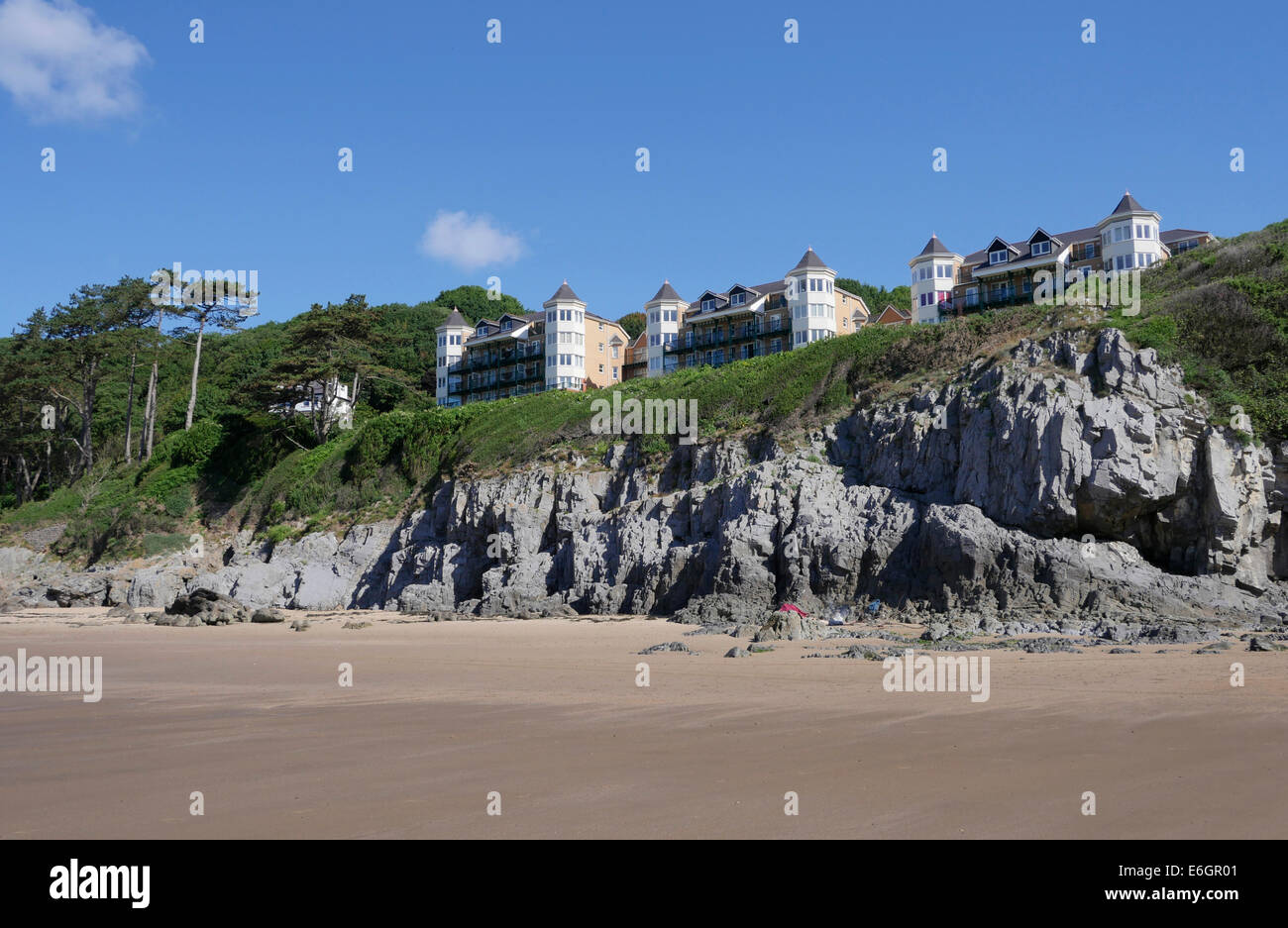 Appartements sur la falaise à Caswell Bay Swansea au Pays de Galles Banque D'Images