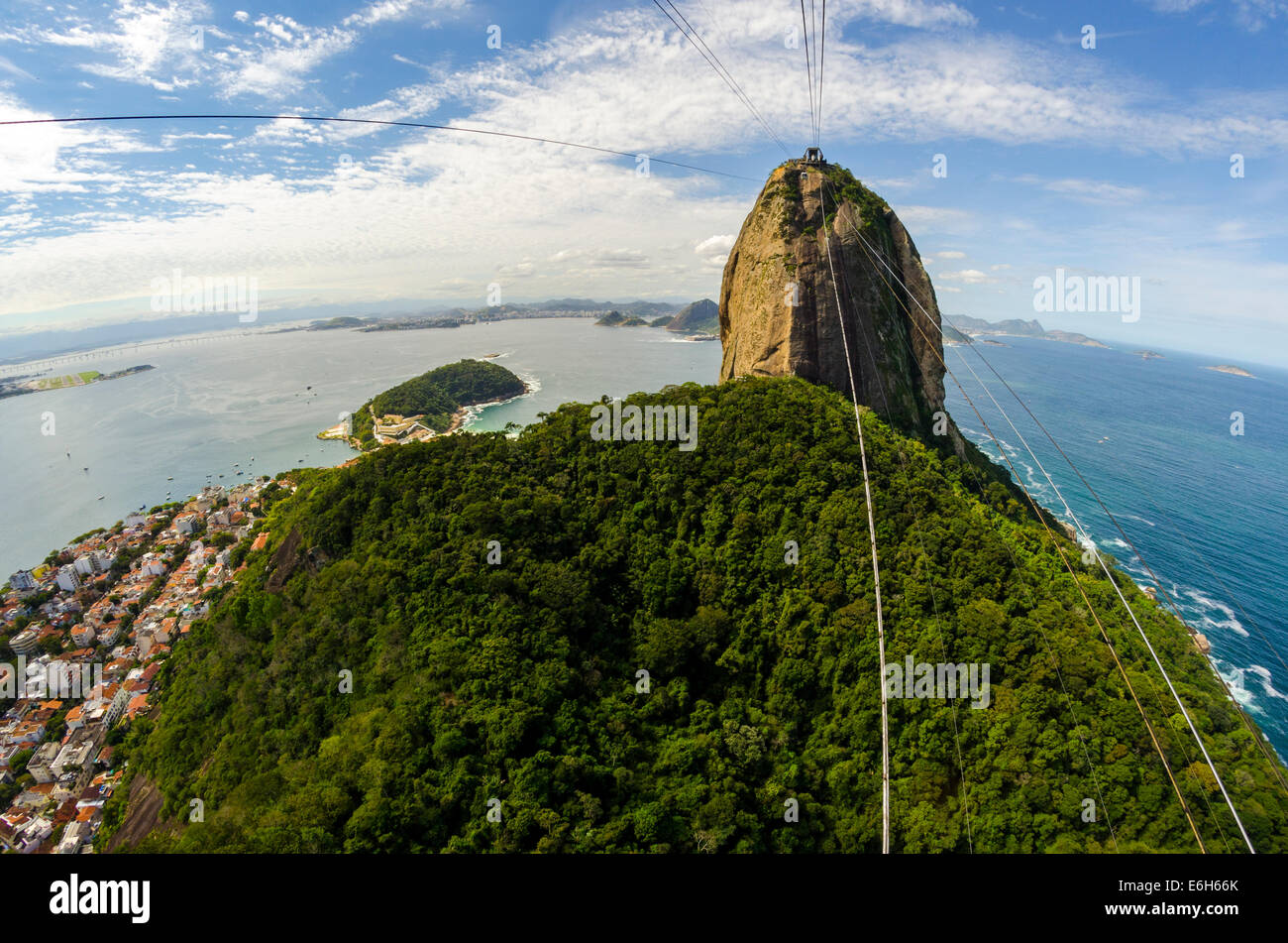Pão de Açúcar (pain de sucre) et Morro da Urca Banque D'Images Pão de Açúcar (pain de sucre) et Morro da Urca Banque D'Images