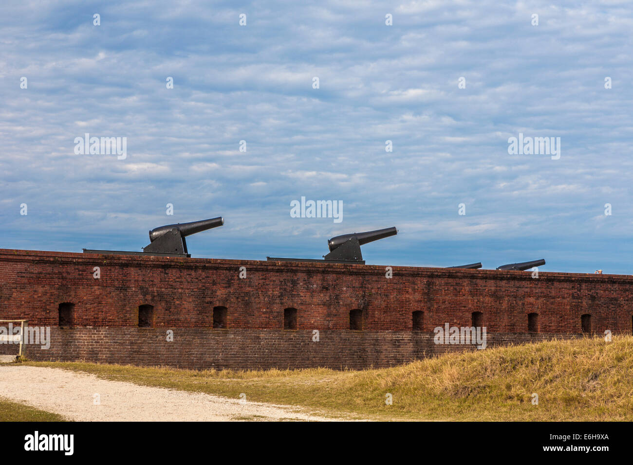 Canons le haut de mur de Fort Clinch dans le Fort Clinch State Park à Fernandina Beach, Floride Banque D'Images