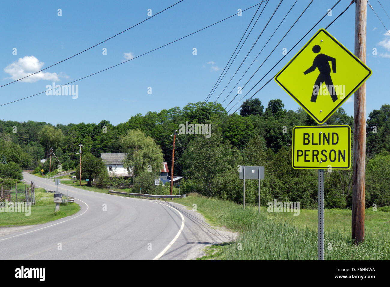 Un panneau routier attention d'une personne aveugle dans le Vermont USA Banque D'Images