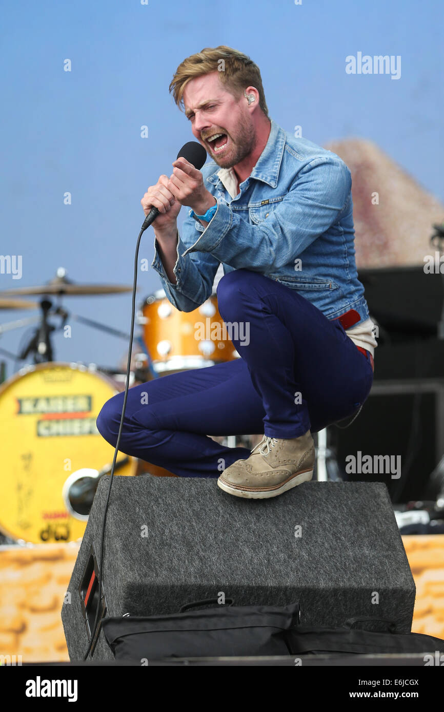 Kaiser Chiefs' Ricky Wilson à Hylands Park, Chelmsford, Essex, le samedi 16 août, au V Festival. Banque D'Images