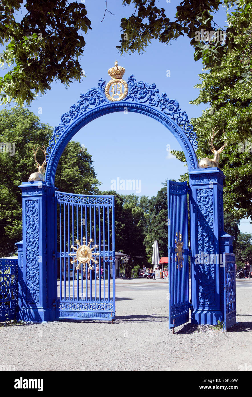 Blå porten, porte bleue, l'entrée au parc de pays sur l'île de Djurgården, Stockholm, Suède Banque D'Images