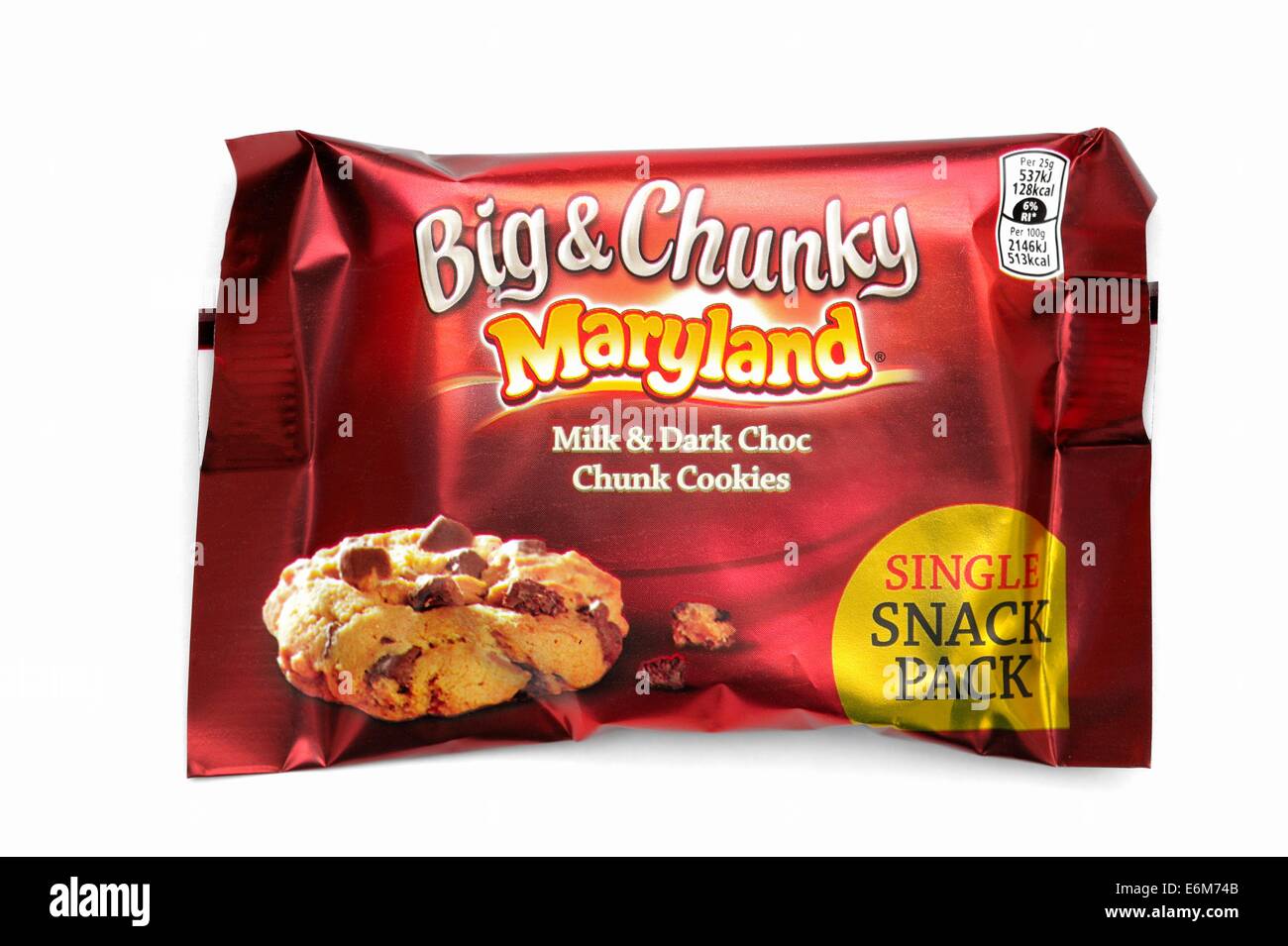 Grande et volumineuse au Maryland et de lait au chocolat chunk cookies Banque D'Images