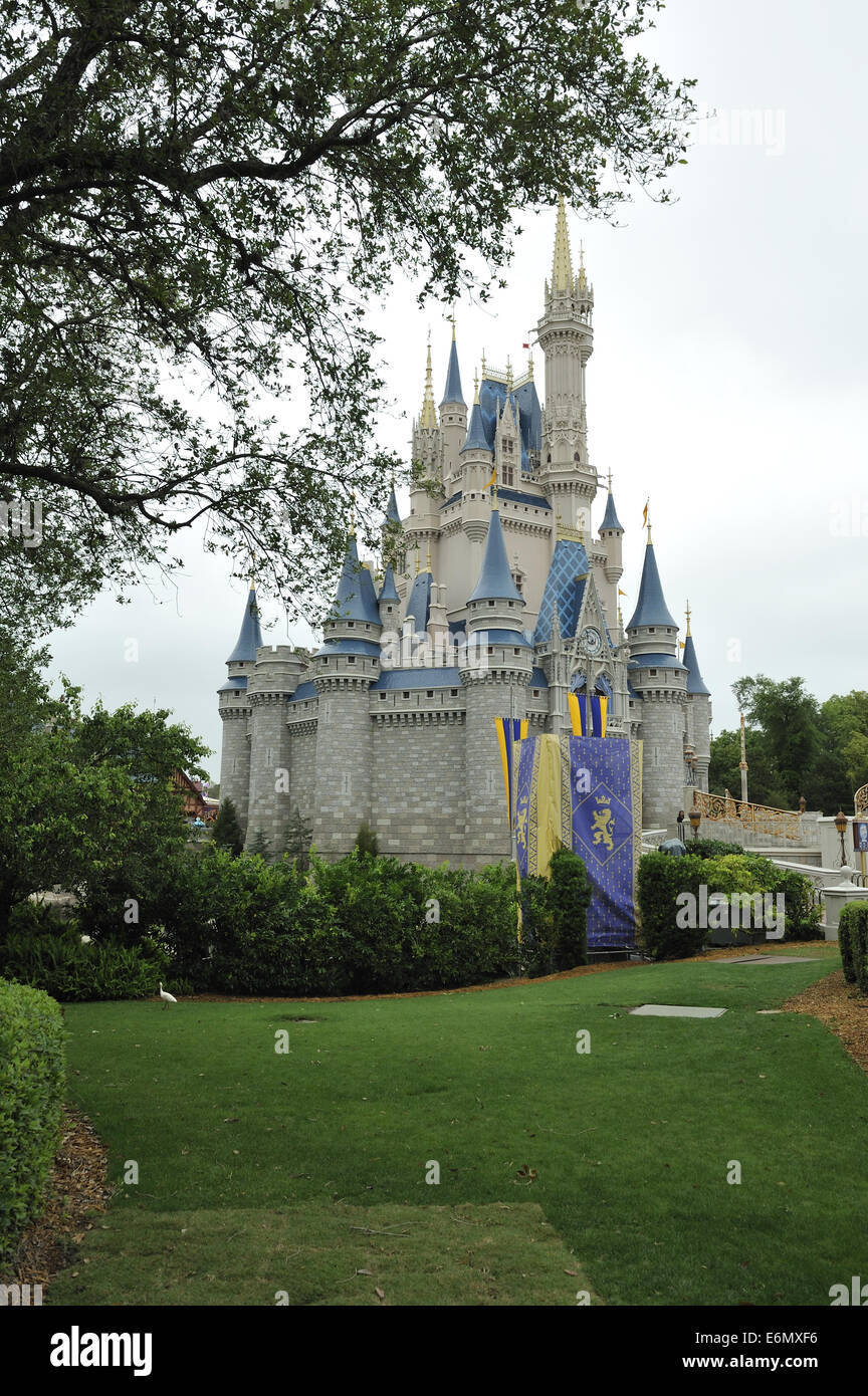 Château de Cendrillon, le parc Magic Kingdom, Walt Disney World, Orlando, Floride Banque D'Images